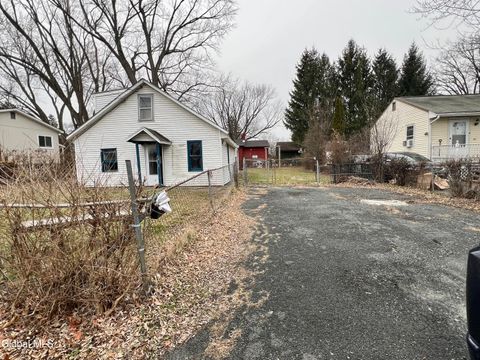 Photo of 43 New York Avenue, Rensselaer, NY 12144 (MLS # 202610597)