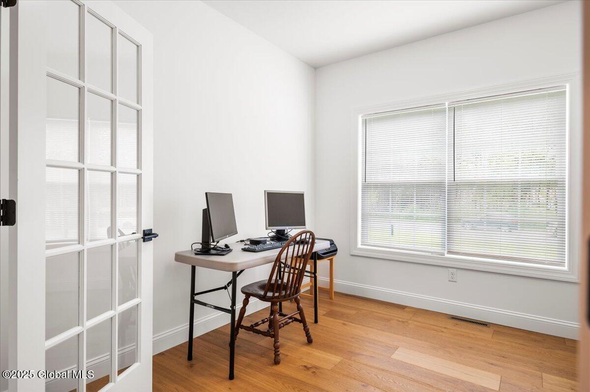 5 Lookout Circle, Gansevoort, New York image 18