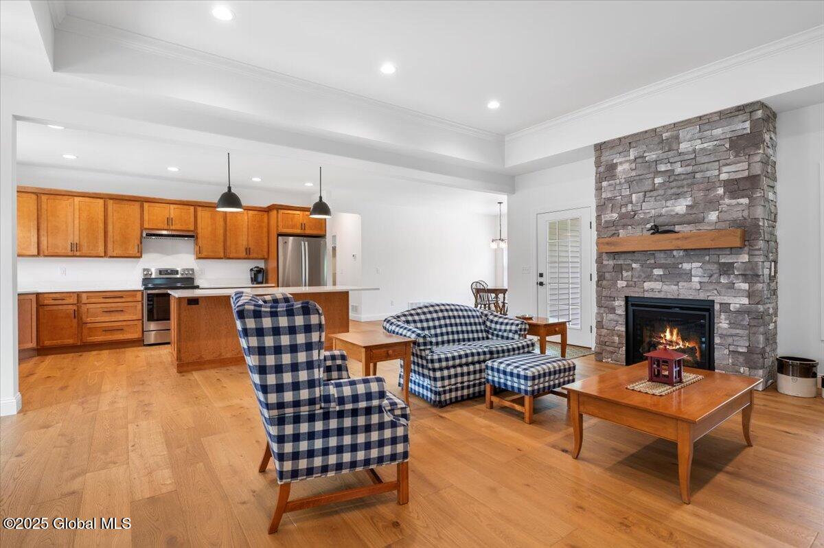 5 Lookout Circle, Gansevoort, New York image 7