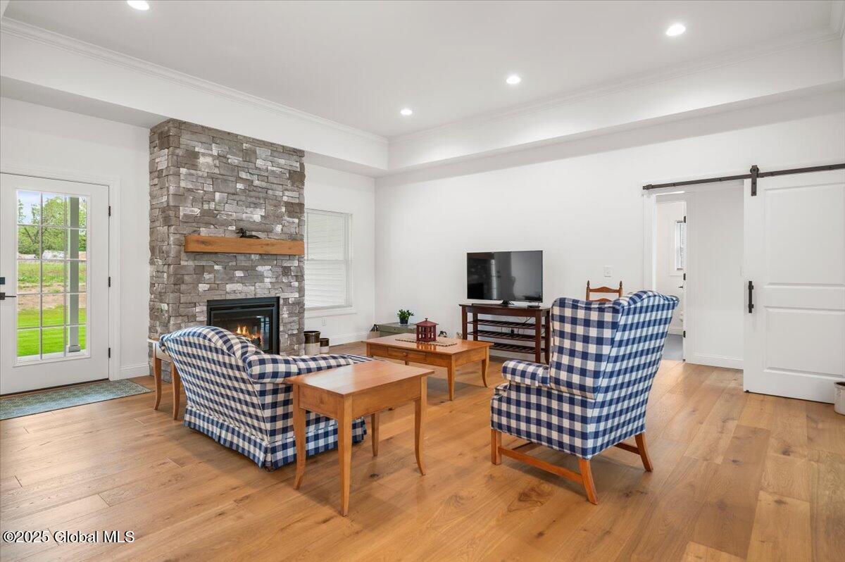 5 Lookout Circle, Gansevoort, New York image 9