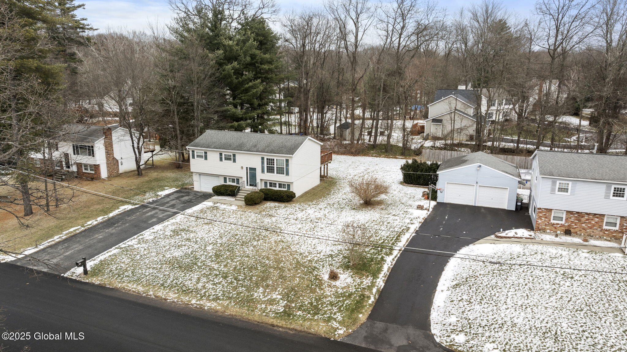 53 Walnut Drive, Clifton Park, New York image 7