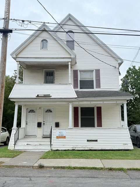 Multifamily For Rent - 49 Elizabeth Street #1<br/> Montgomery County, Amsterdam, NY 12010