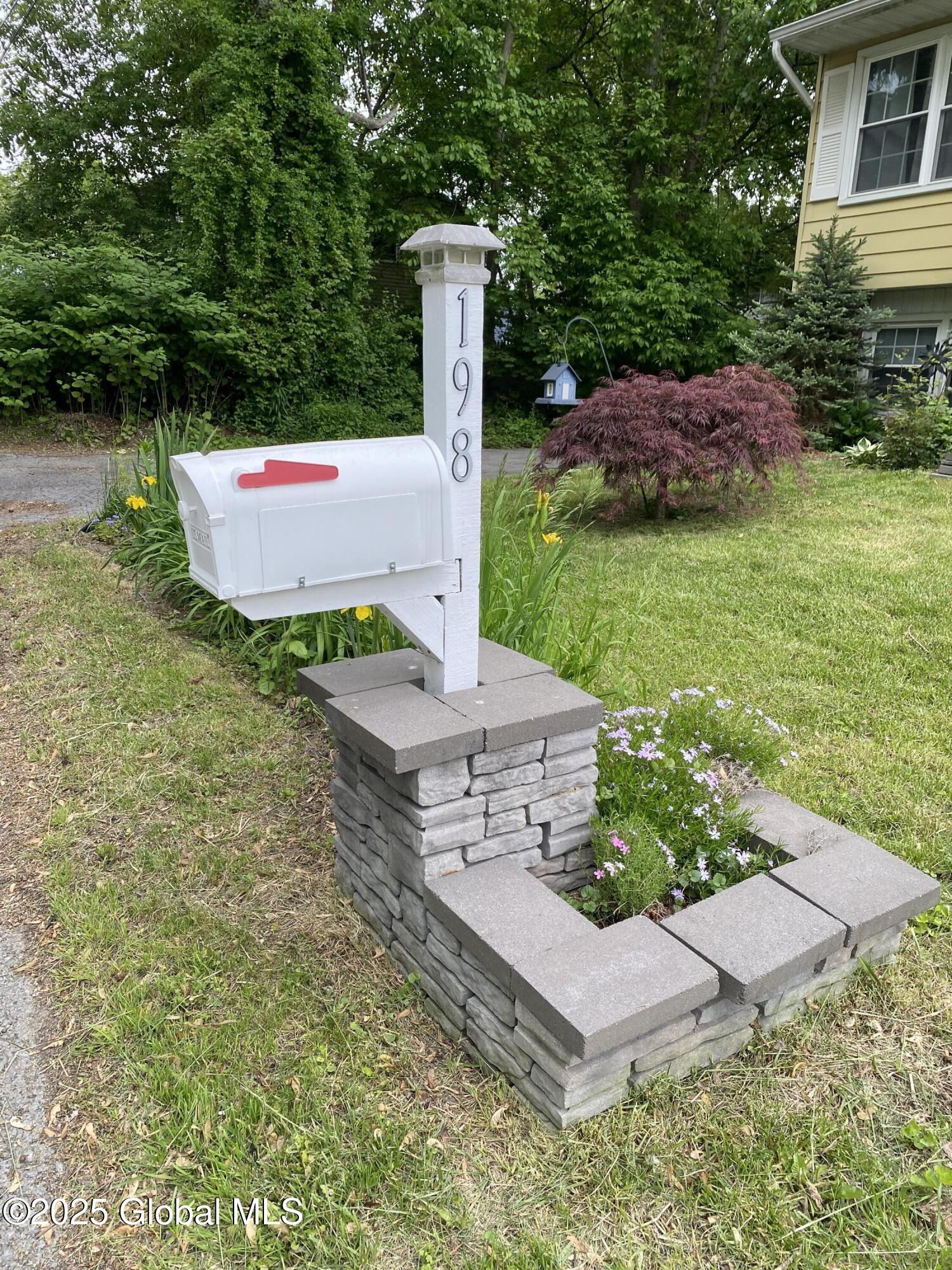 198 Hillcrest Avenue, Schenectady, New York image 2