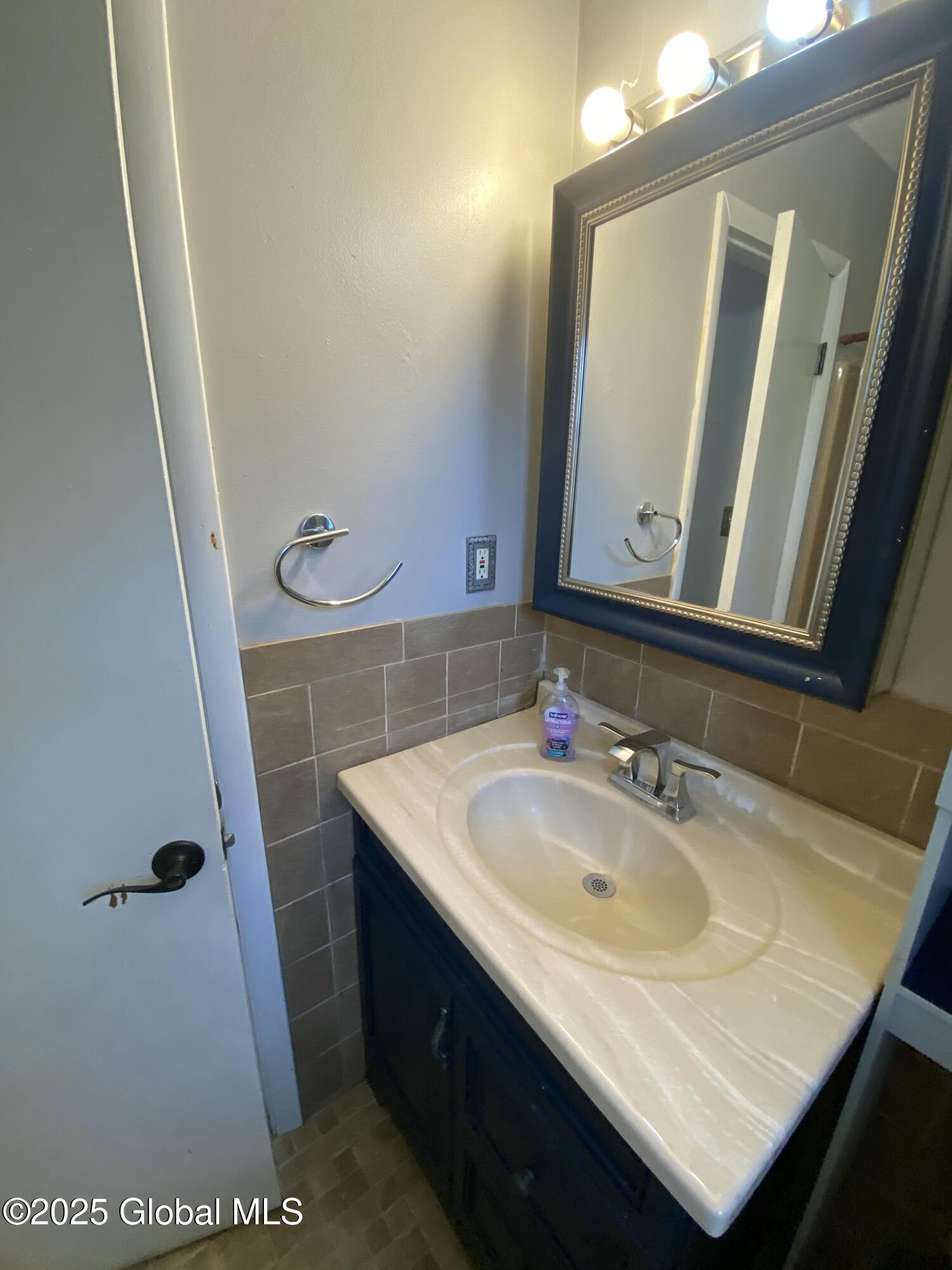 198 Hillcrest Avenue, Schenectady, New York image 38