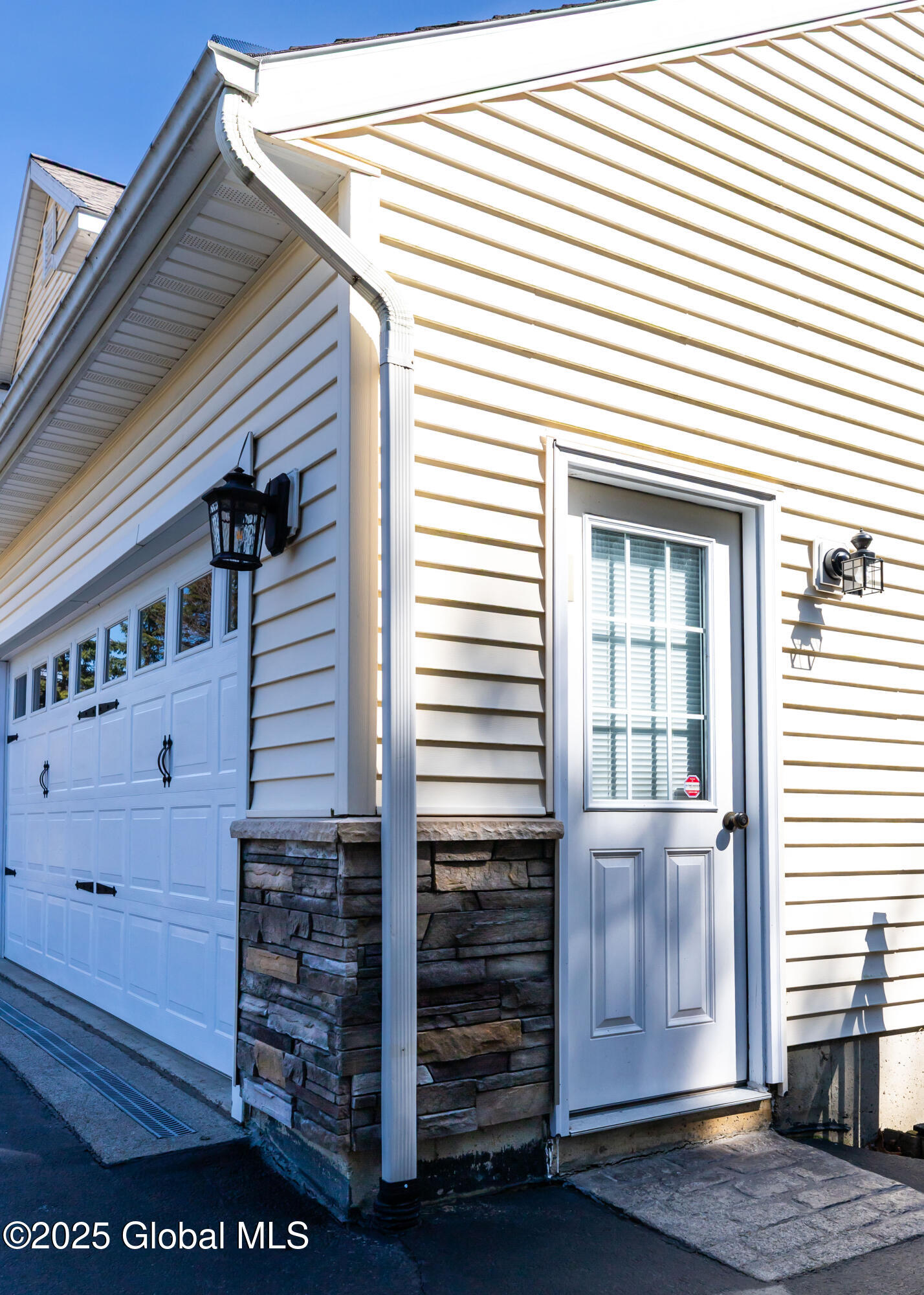 8 Mary View Drive, Wynantskill, New York image 47