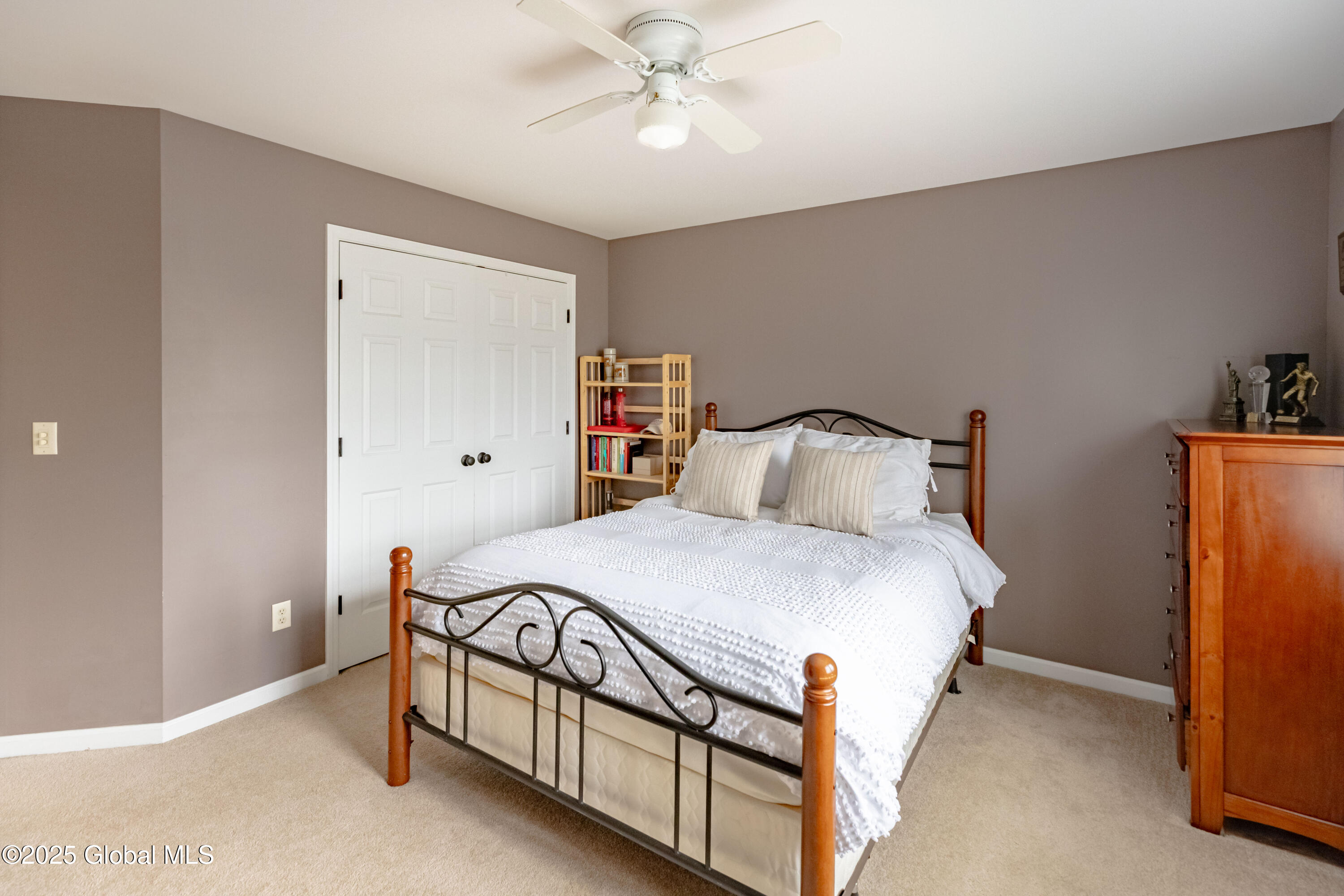8 Mary View Drive, Wynantskill, New York image 30