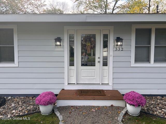 332 Ferris Rd Rd, Colonie, New York image 3