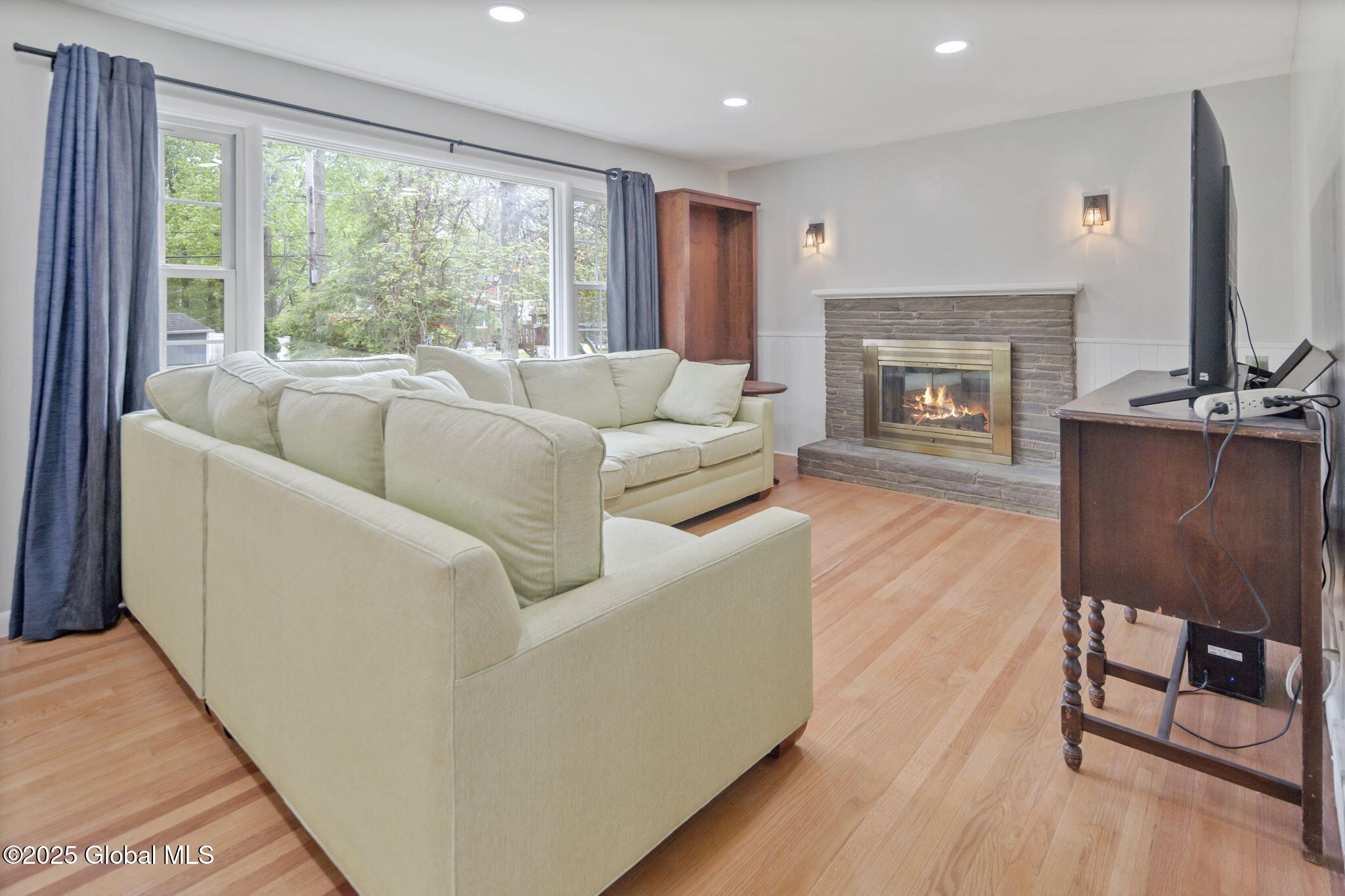 1920 Dover Road, Schenectady, New York image 2