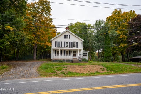 Homes For Rent - 137 Daniels Road<br/> Saratoga Springs, NY 12866