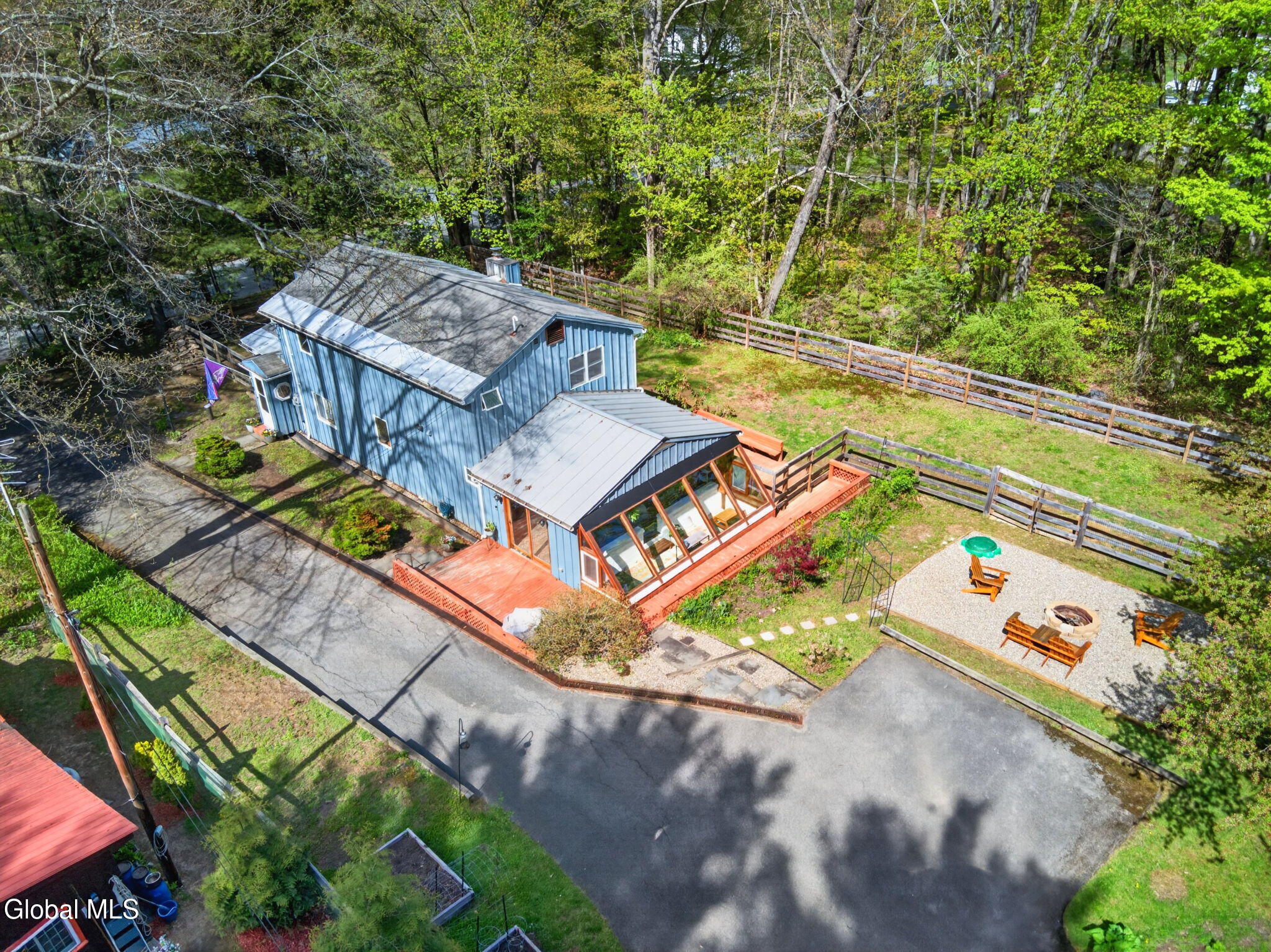 5647 Lake Road