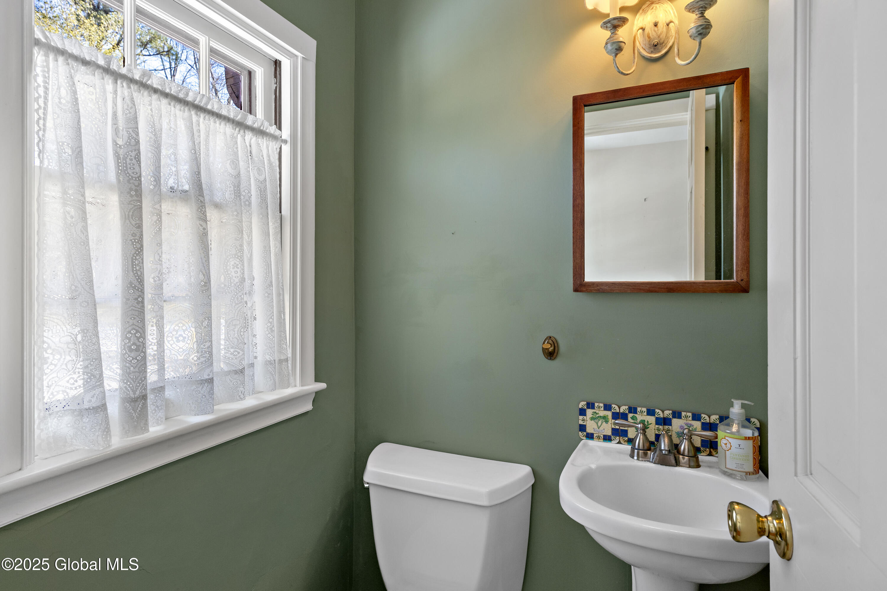 780 St. Davids Lane, Niskayuna, New York image 8