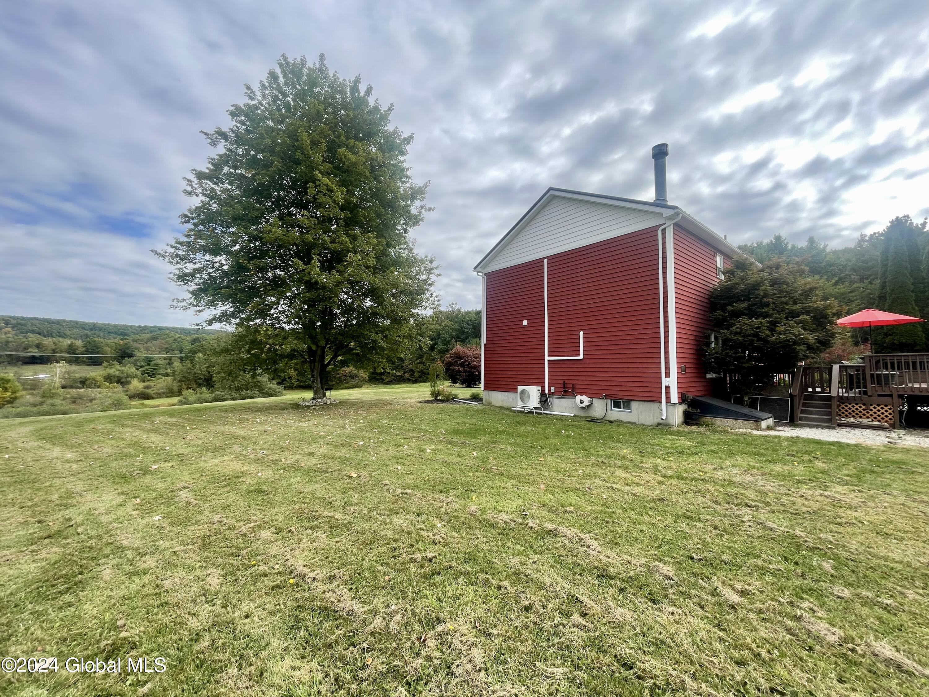 125 Spicer Road, Hoosick Falls, New York image 8