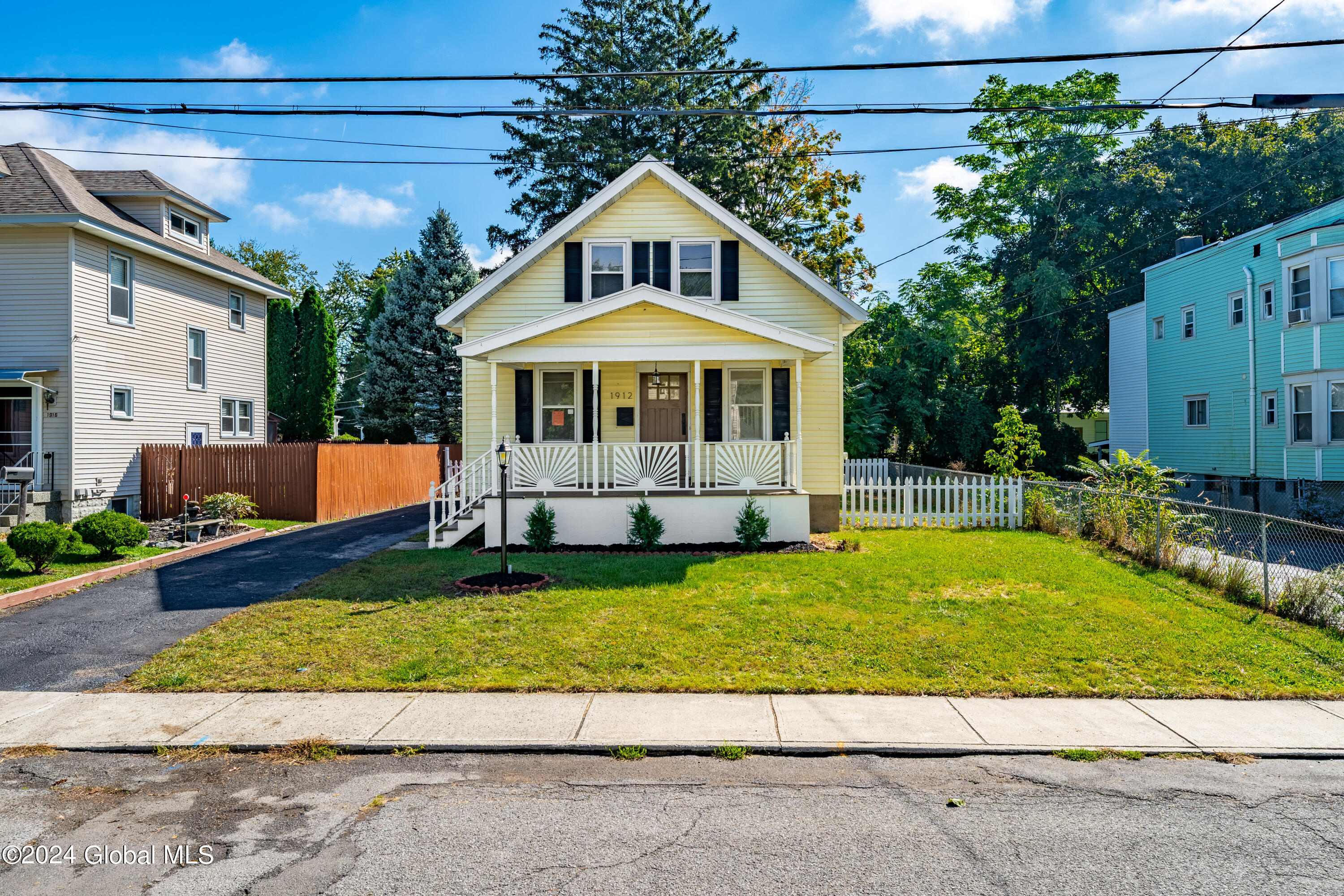 1912 8th Street, Rensselaer, New York image 2