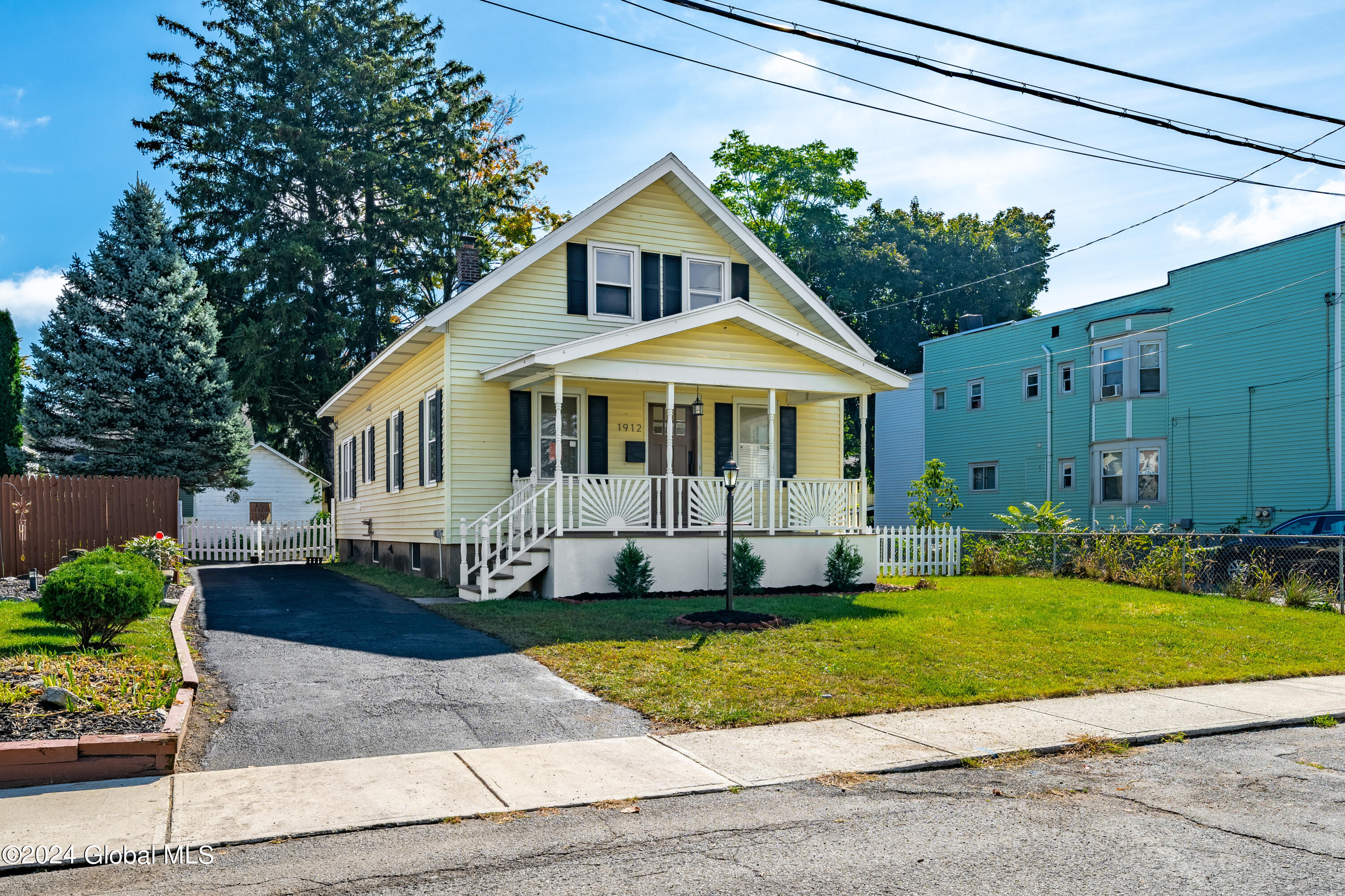 1912 8th Street, Rensselaer, New York image 3