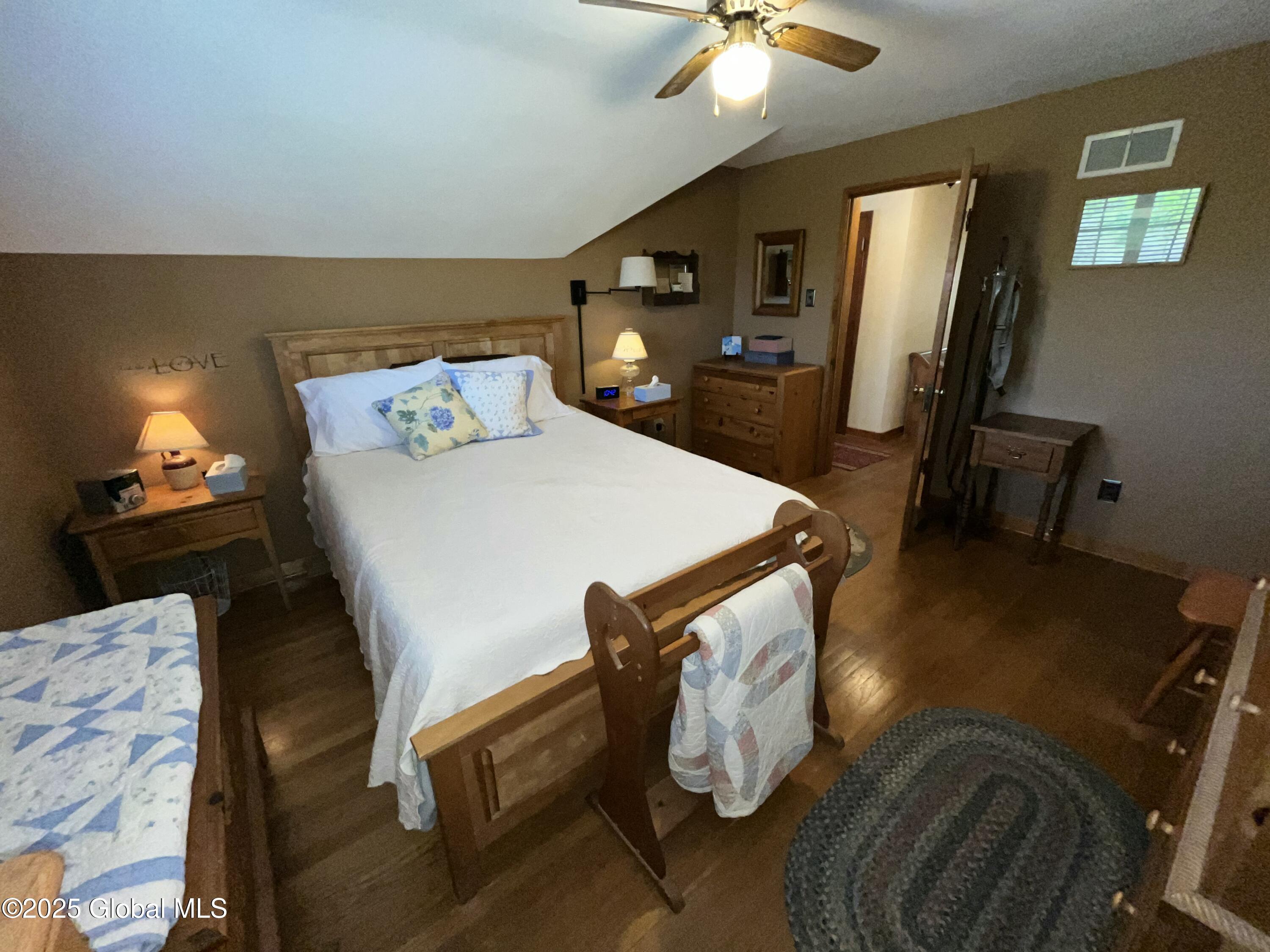 10 Grandview Avenue, Troy, New York image 20
