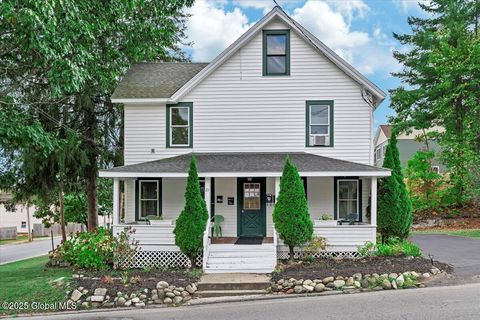 21 Mohican Street Lake George NY 12845