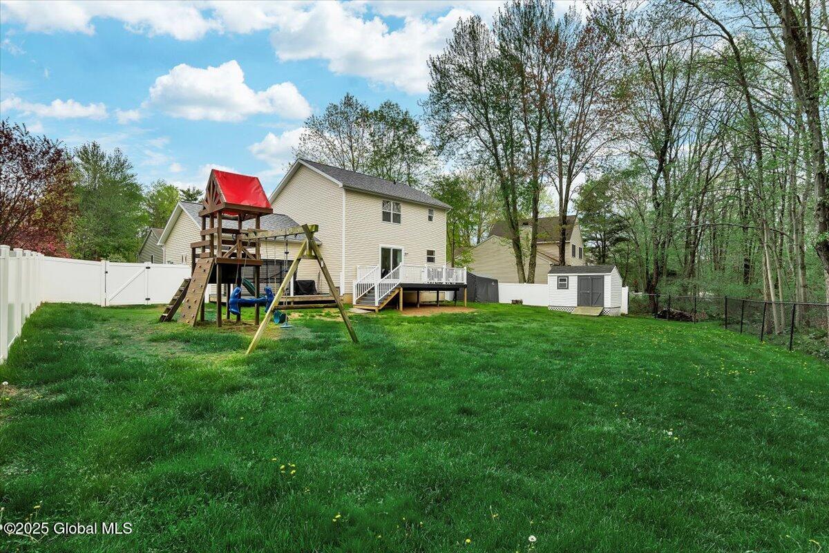 13 Willowbrook Terrace, Clifton Park, New York image 33