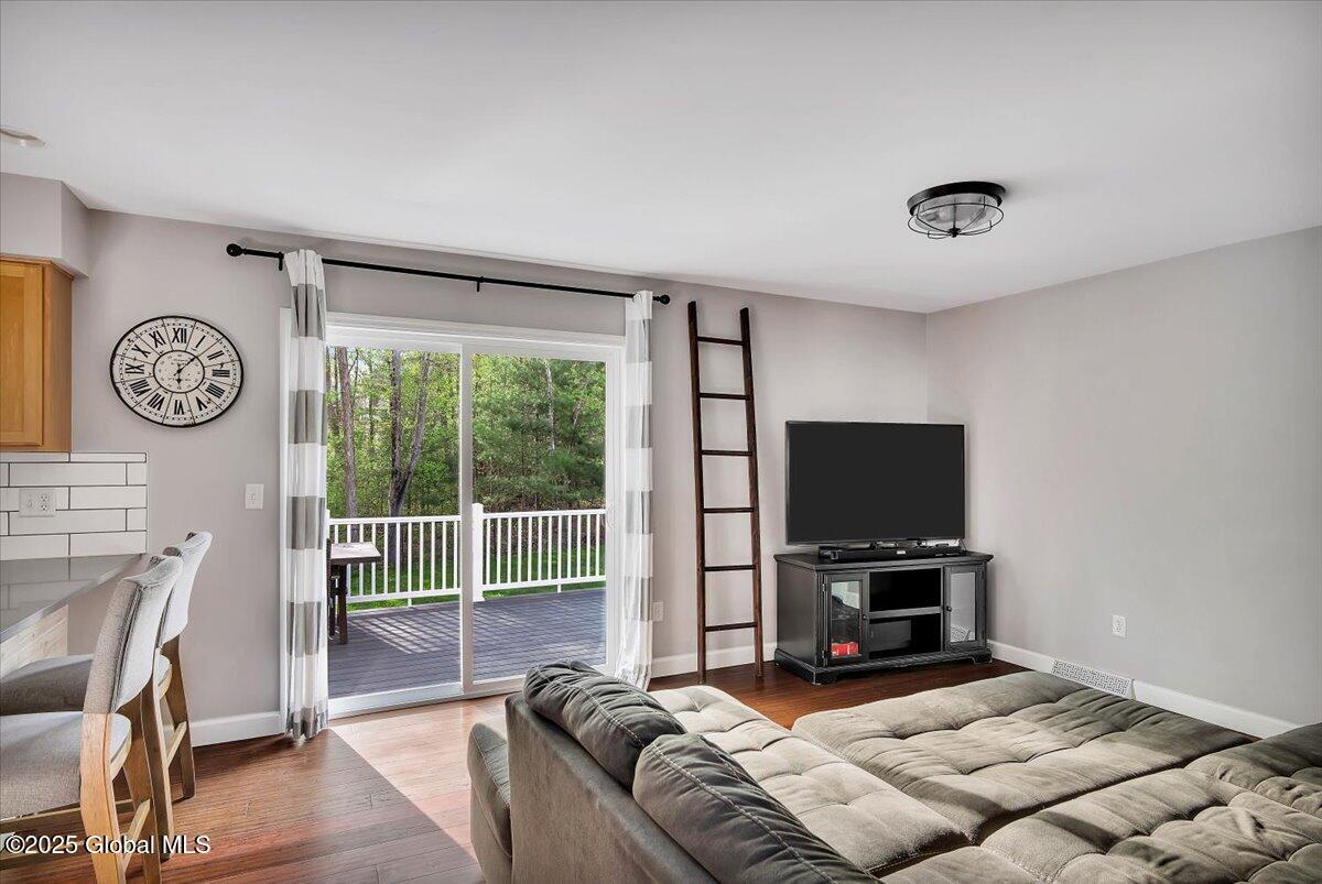 13 Willowbrook Terrace, Clifton Park, New York image 13