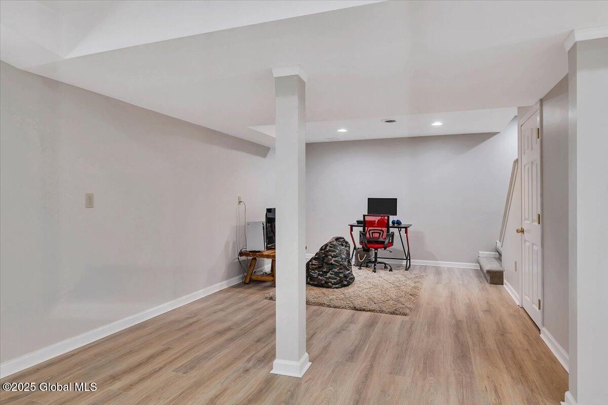 13 Willowbrook Terrace, Clifton Park, New York image 27
