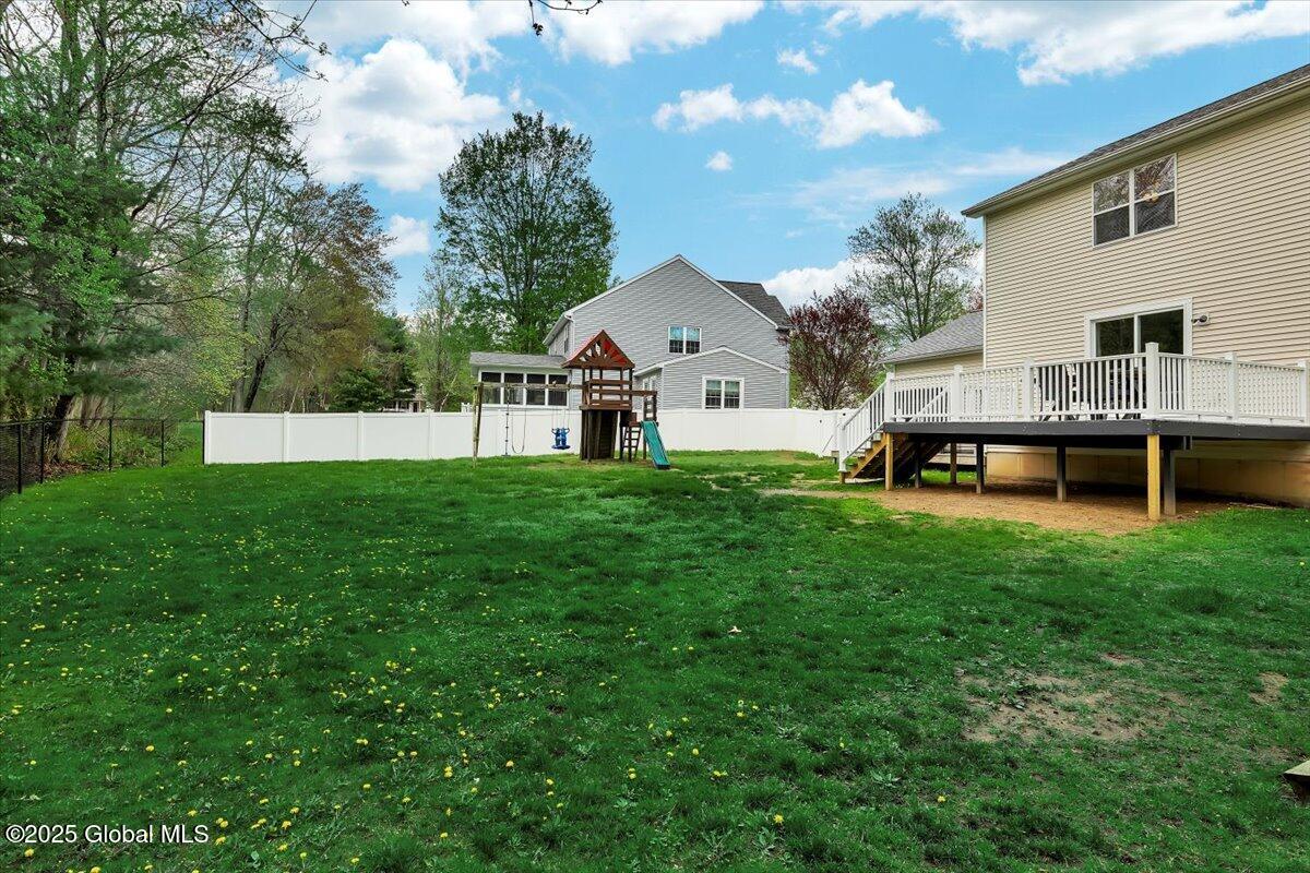 13 Willowbrook Terrace, Clifton Park, New York image 32