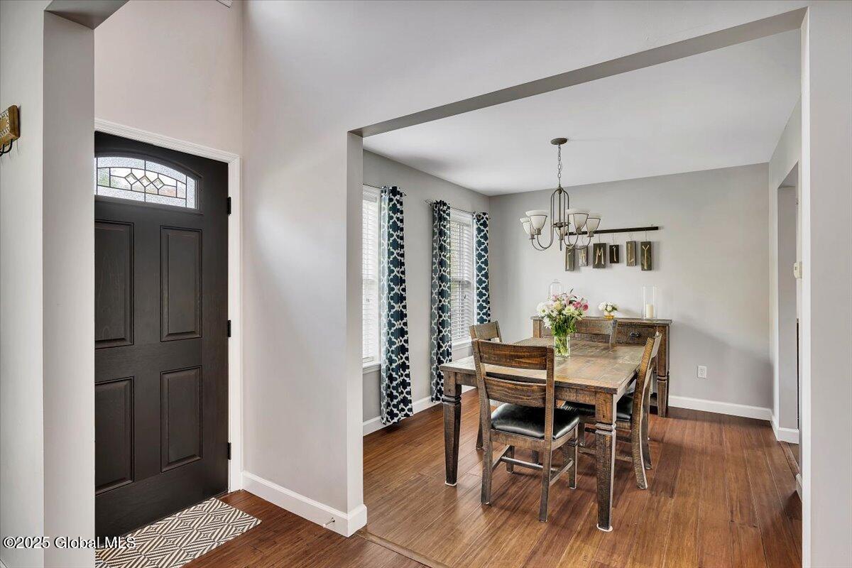 13 Willowbrook Terrace, Clifton Park, New York image 4