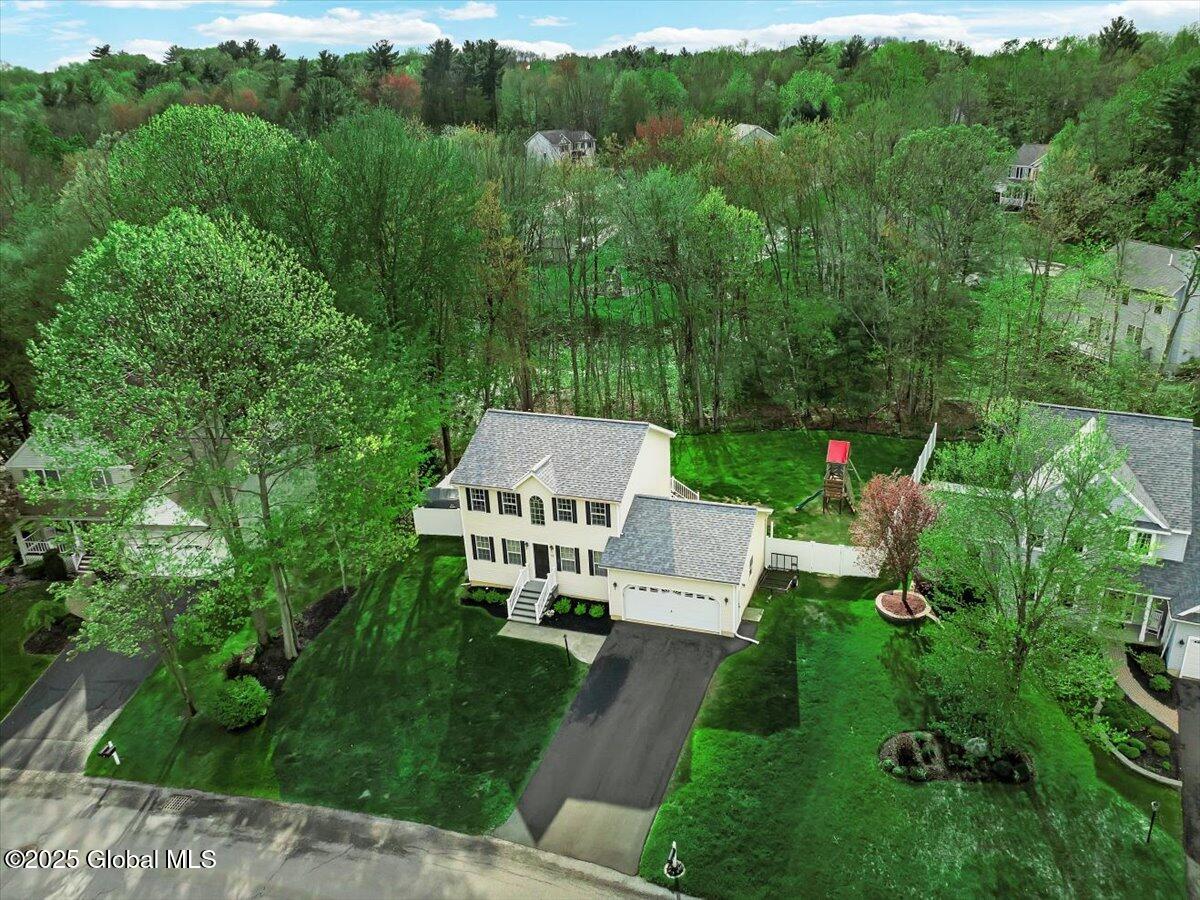 13 Willowbrook Terrace, Clifton Park, New York image 2