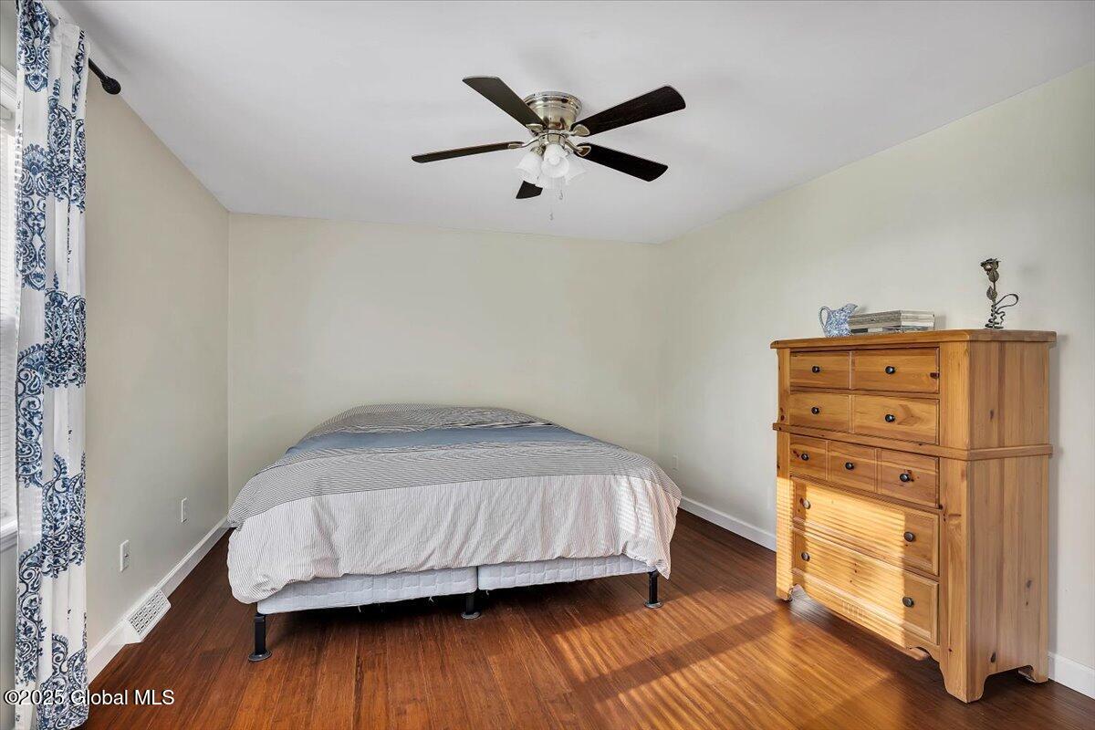 13 Willowbrook Terrace, Clifton Park, New York image 18
