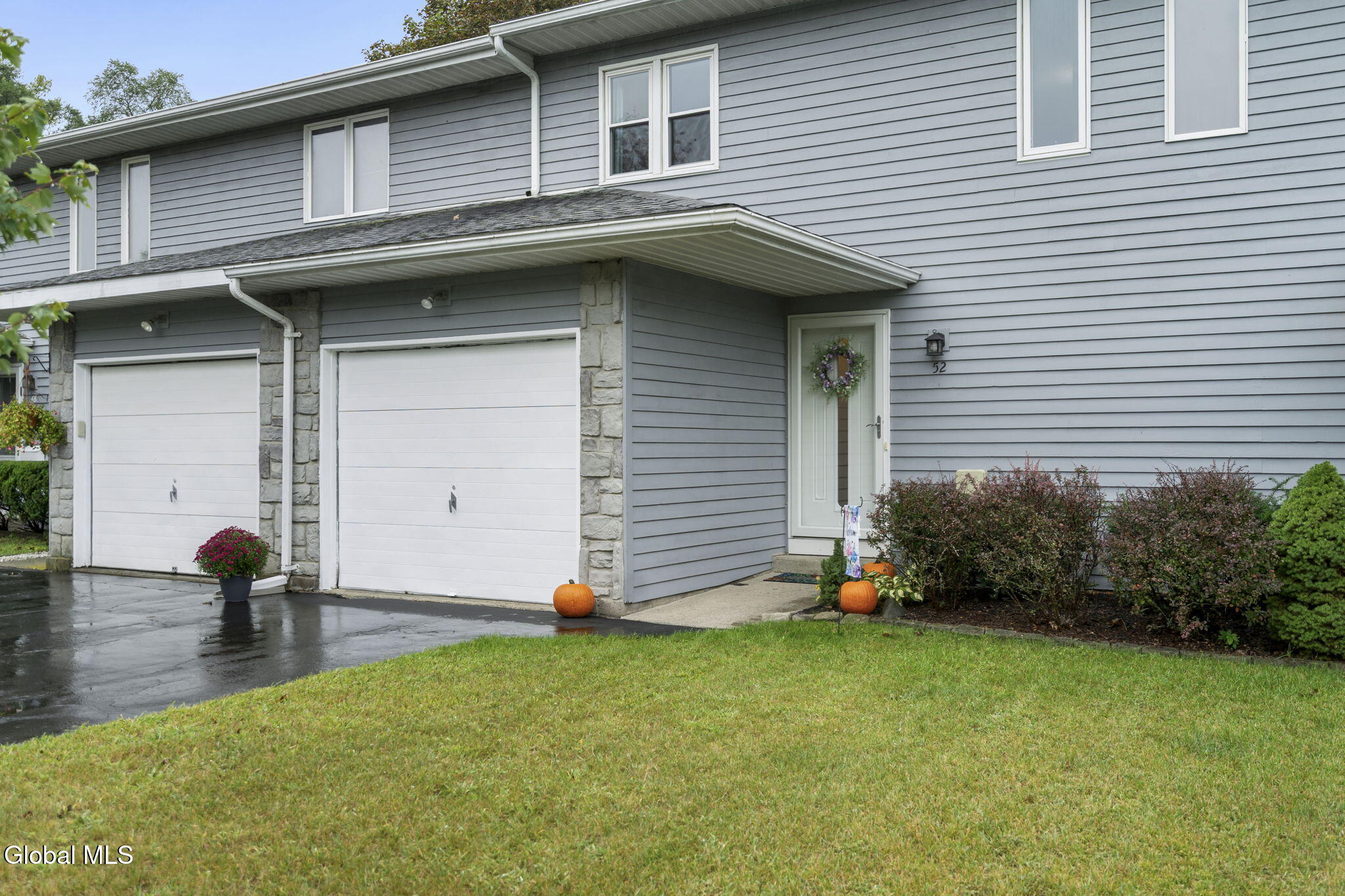 52 Velina Drive
