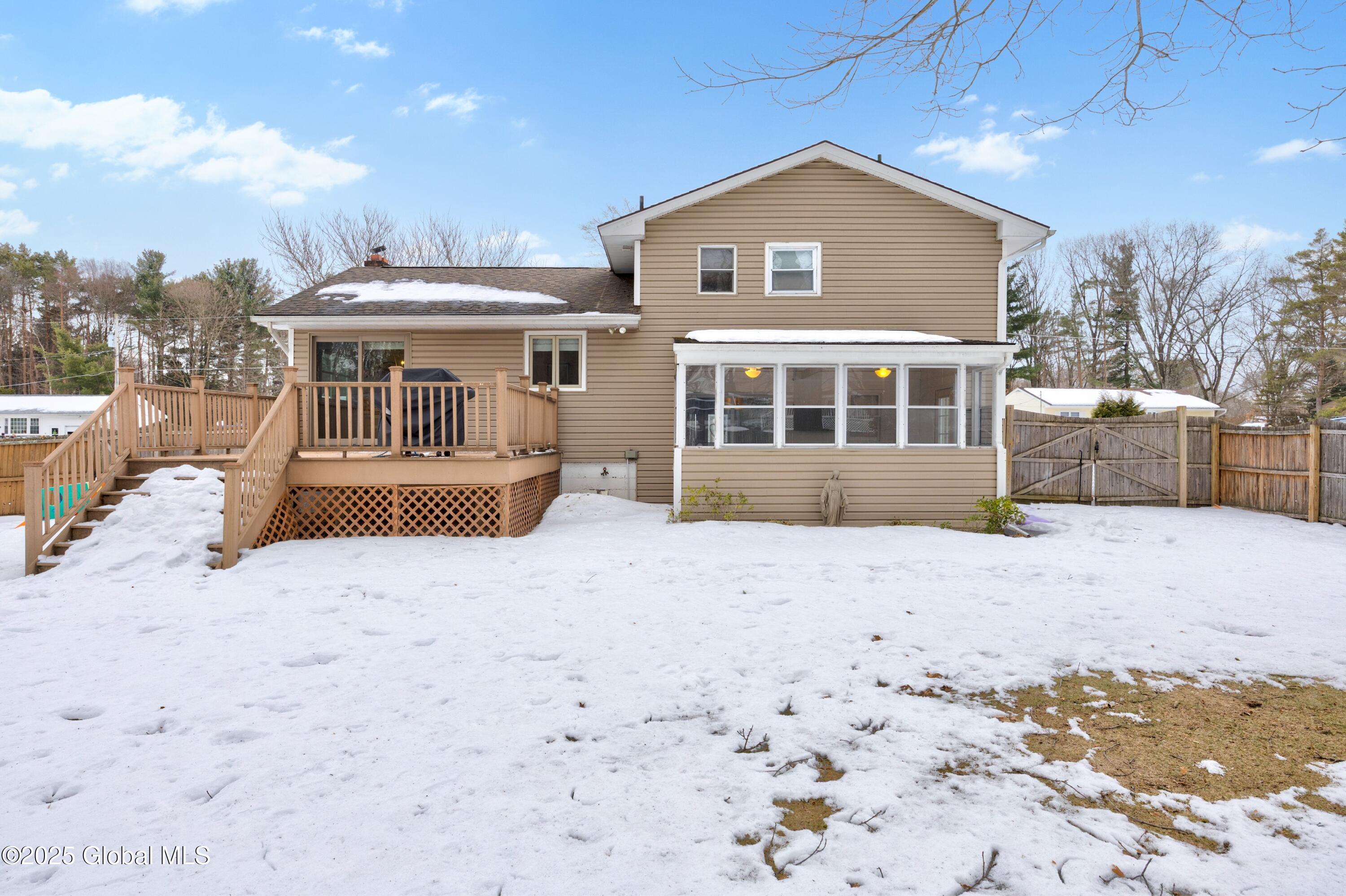 9 St. Anna Lane, Glenville, New York image 2