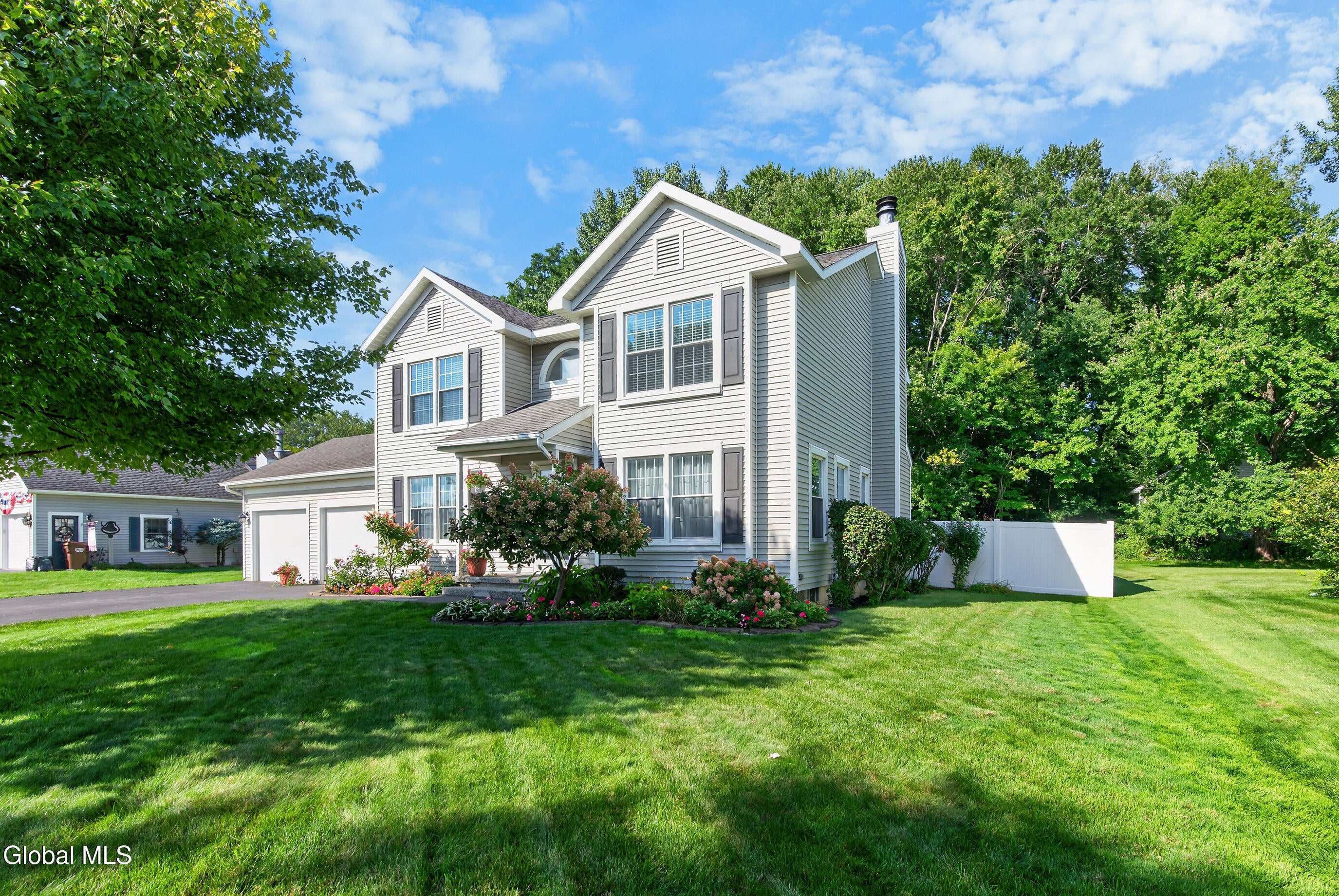 25 Erie Drive