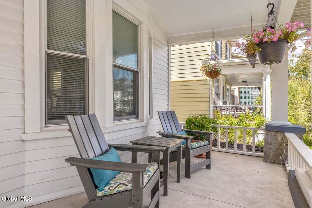 20 Winthrop Avenue