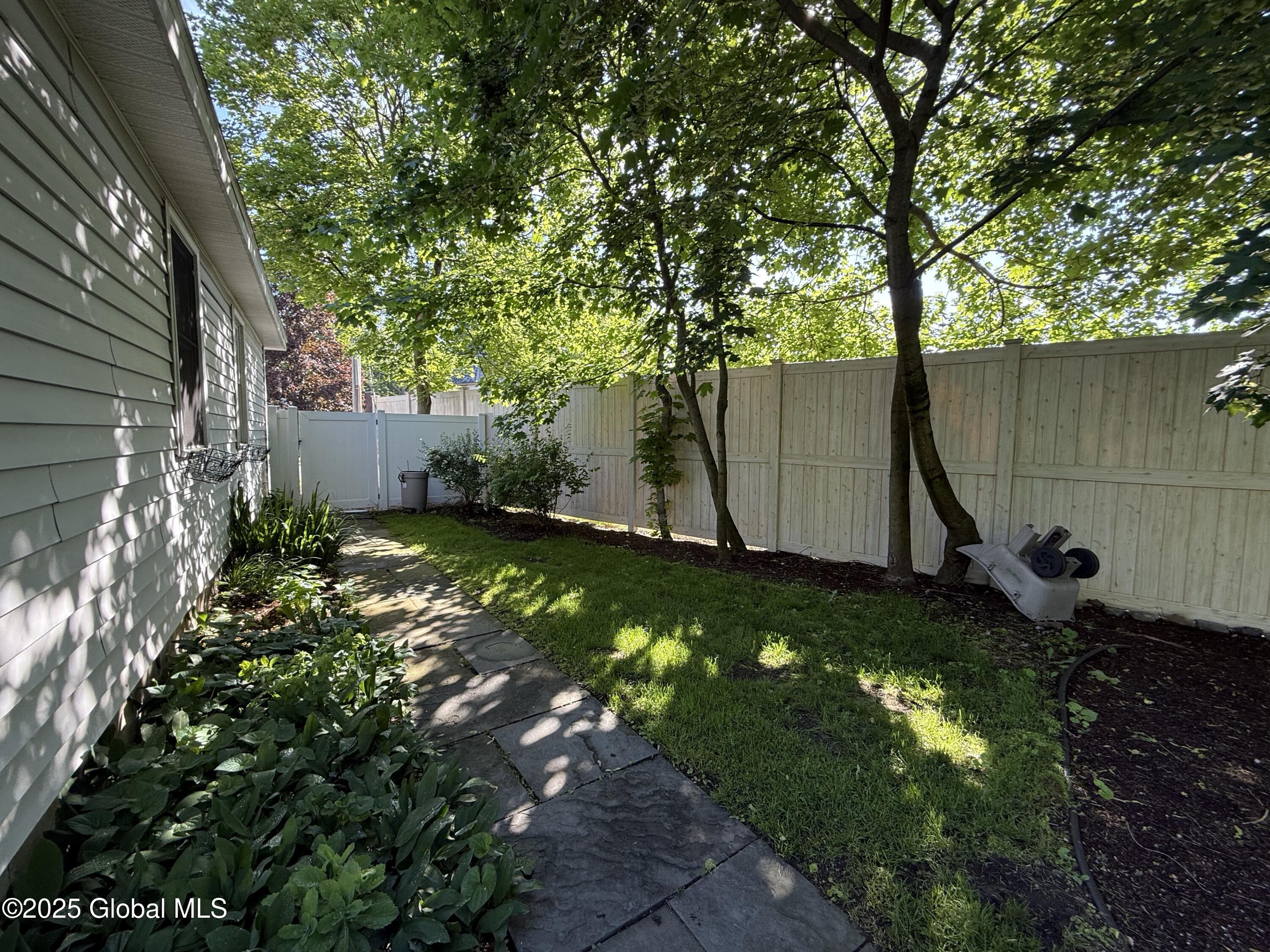 12 Graves Street, Glens Falls, New York image 35