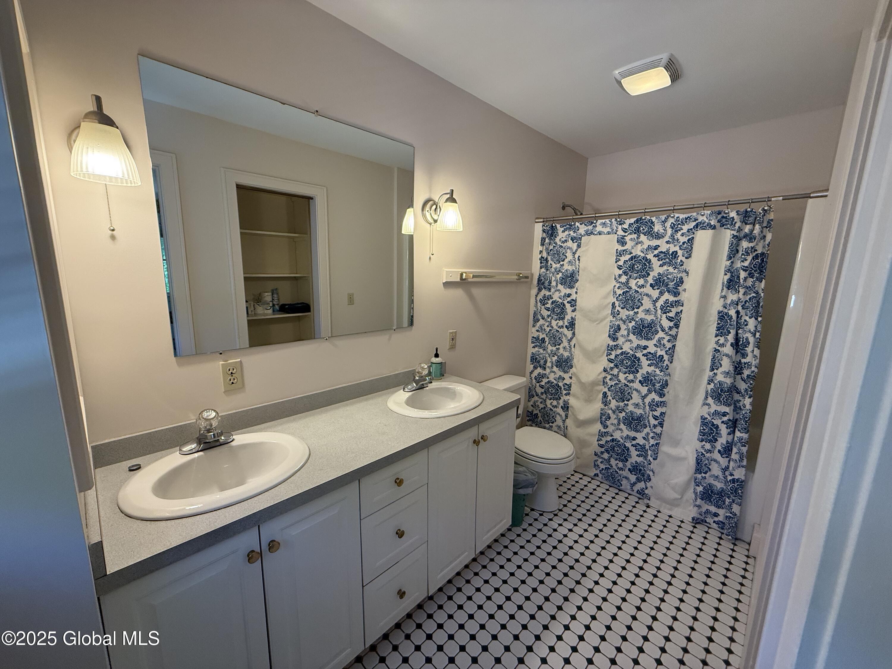 12 Graves Street, Glens Falls, New York image 25