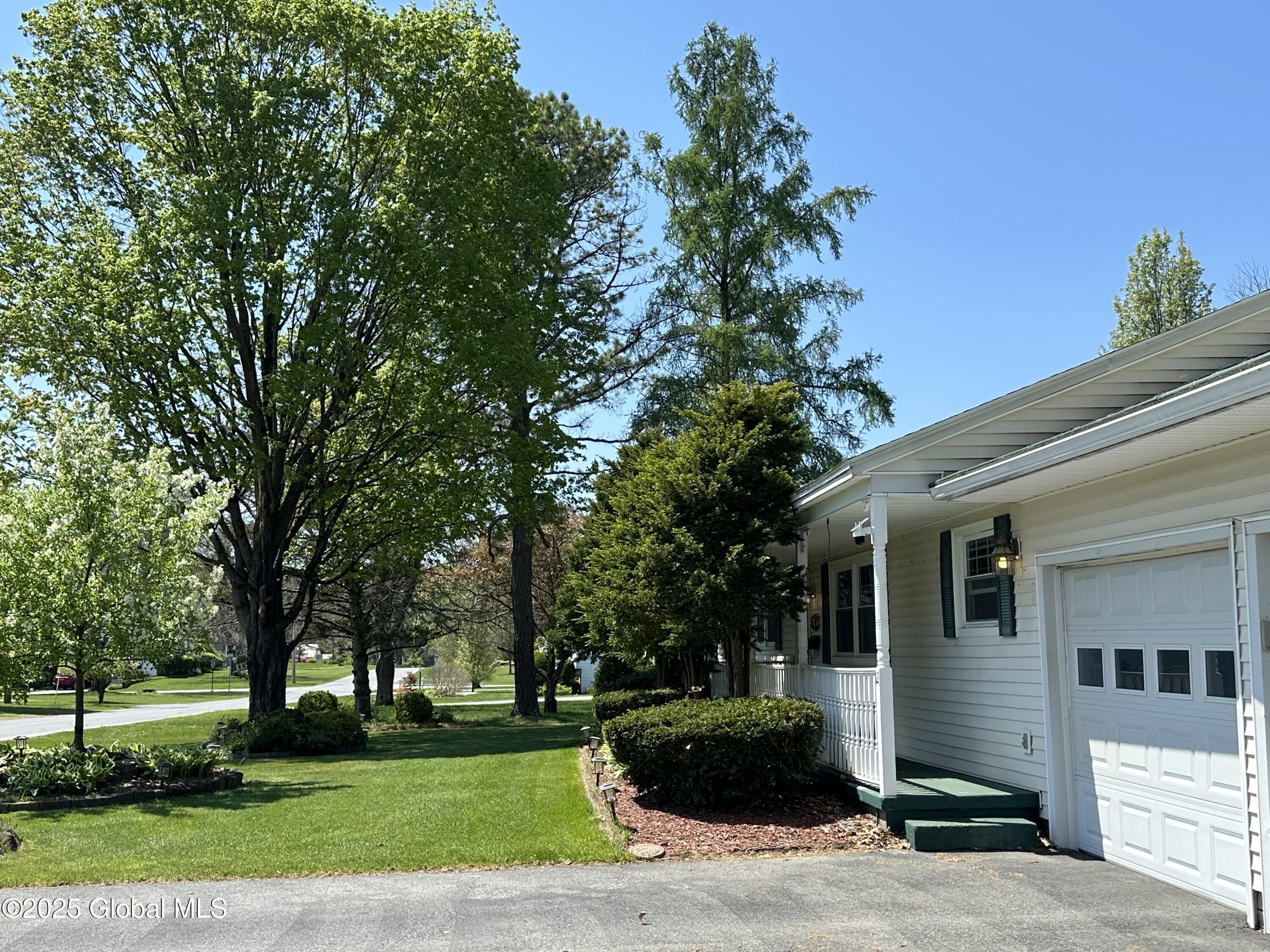 12 Westmore Avenue, Queensbury, New York image 4