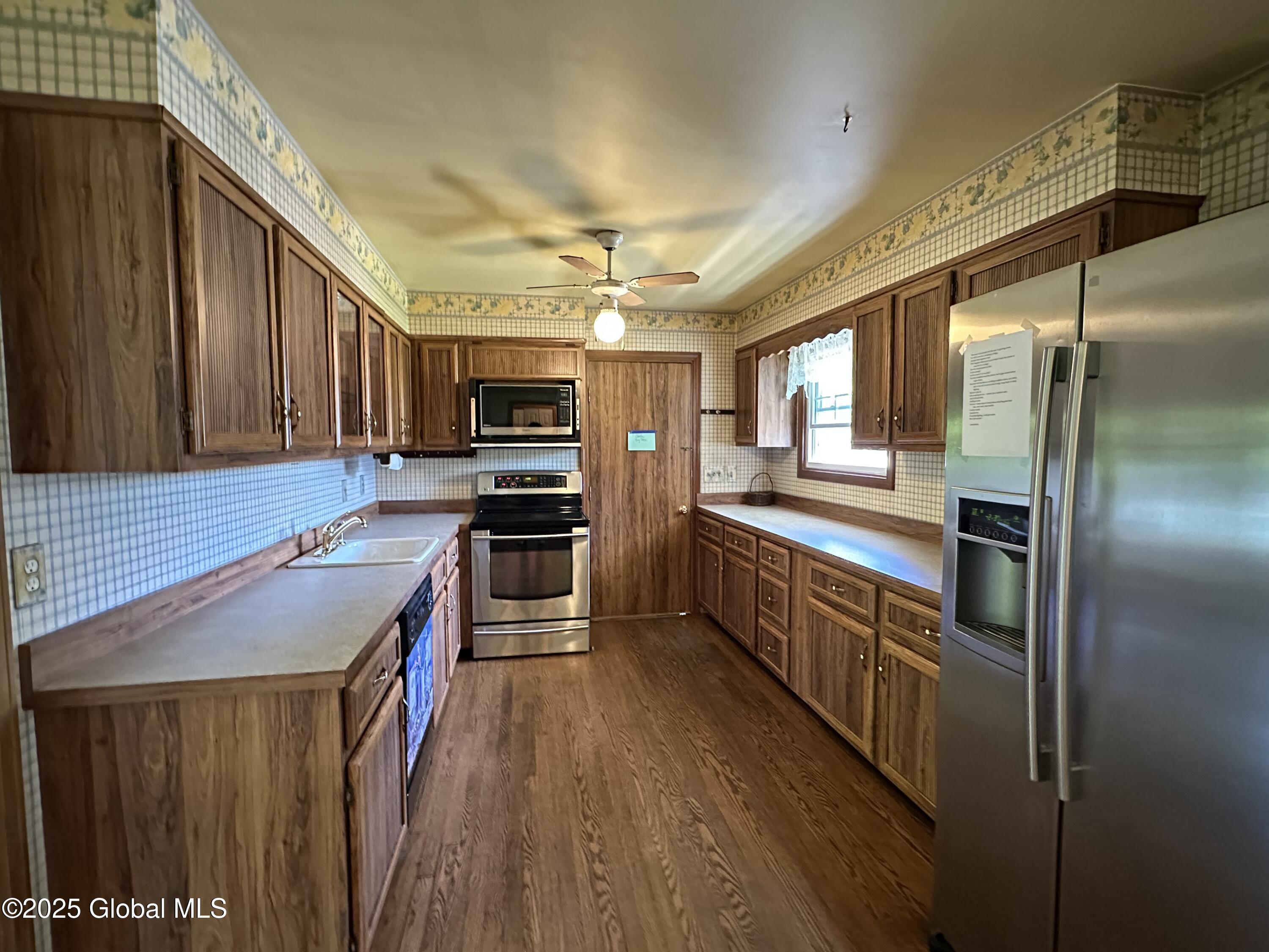 12 Westmore Avenue, Queensbury, New York image 10