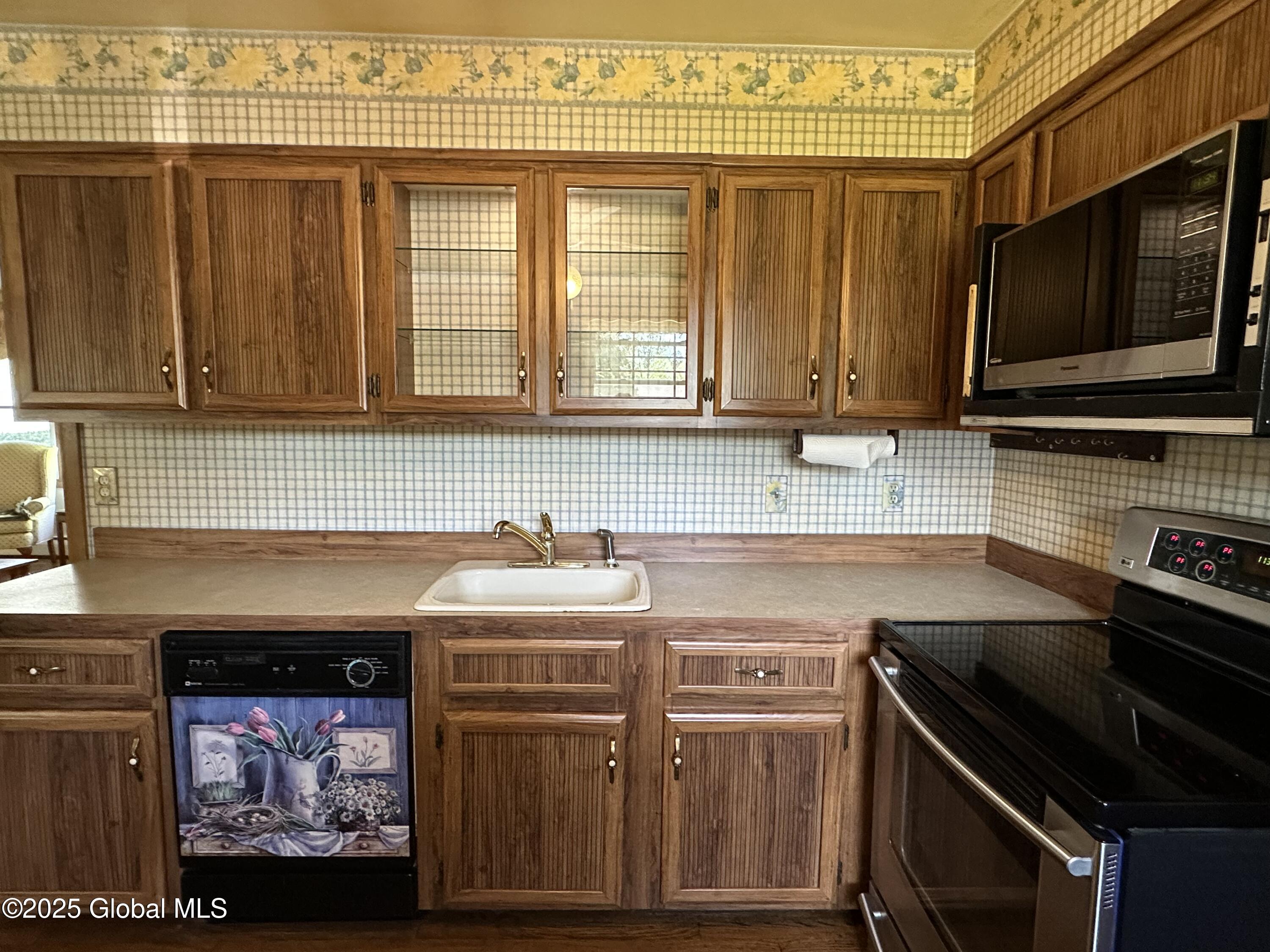 12 Westmore Avenue, Queensbury, New York image 13
