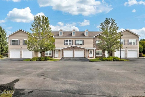Homes For Sale - 103 Worthington Terrace<br/> Rensselaer County, Wynantskill, NY 12198