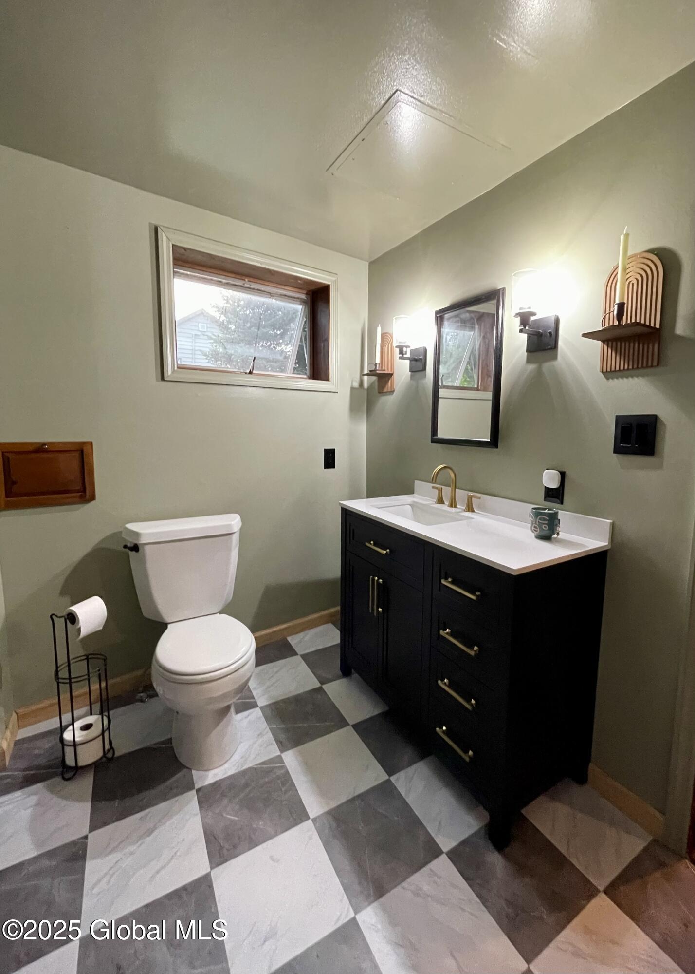 132 Tomhannock Road, Valley Falls, New York image 9