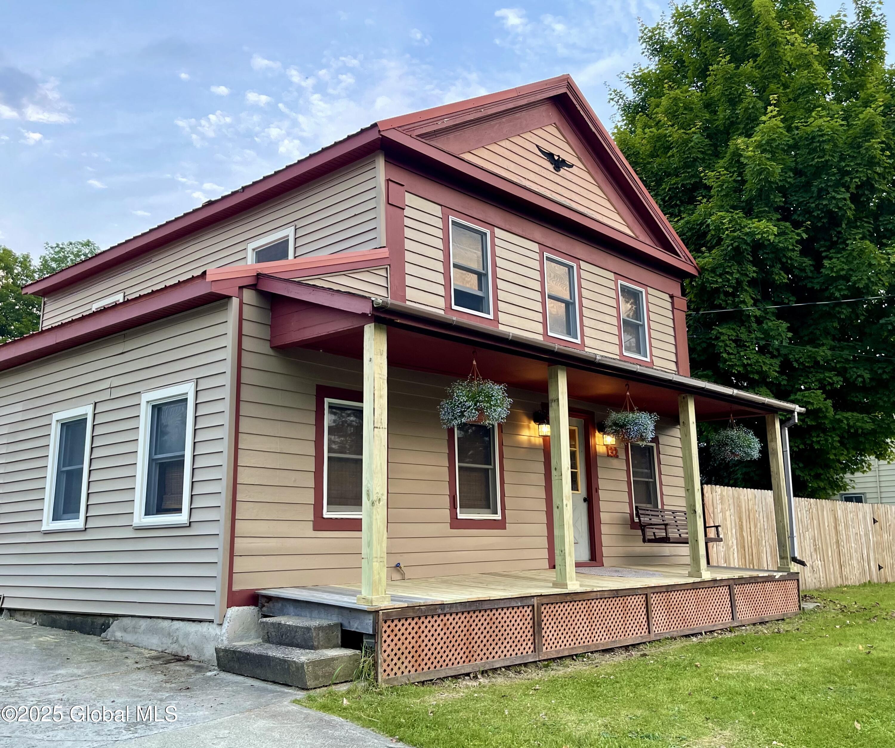 132 Tomhannock Road, Valley Falls, New York image 2