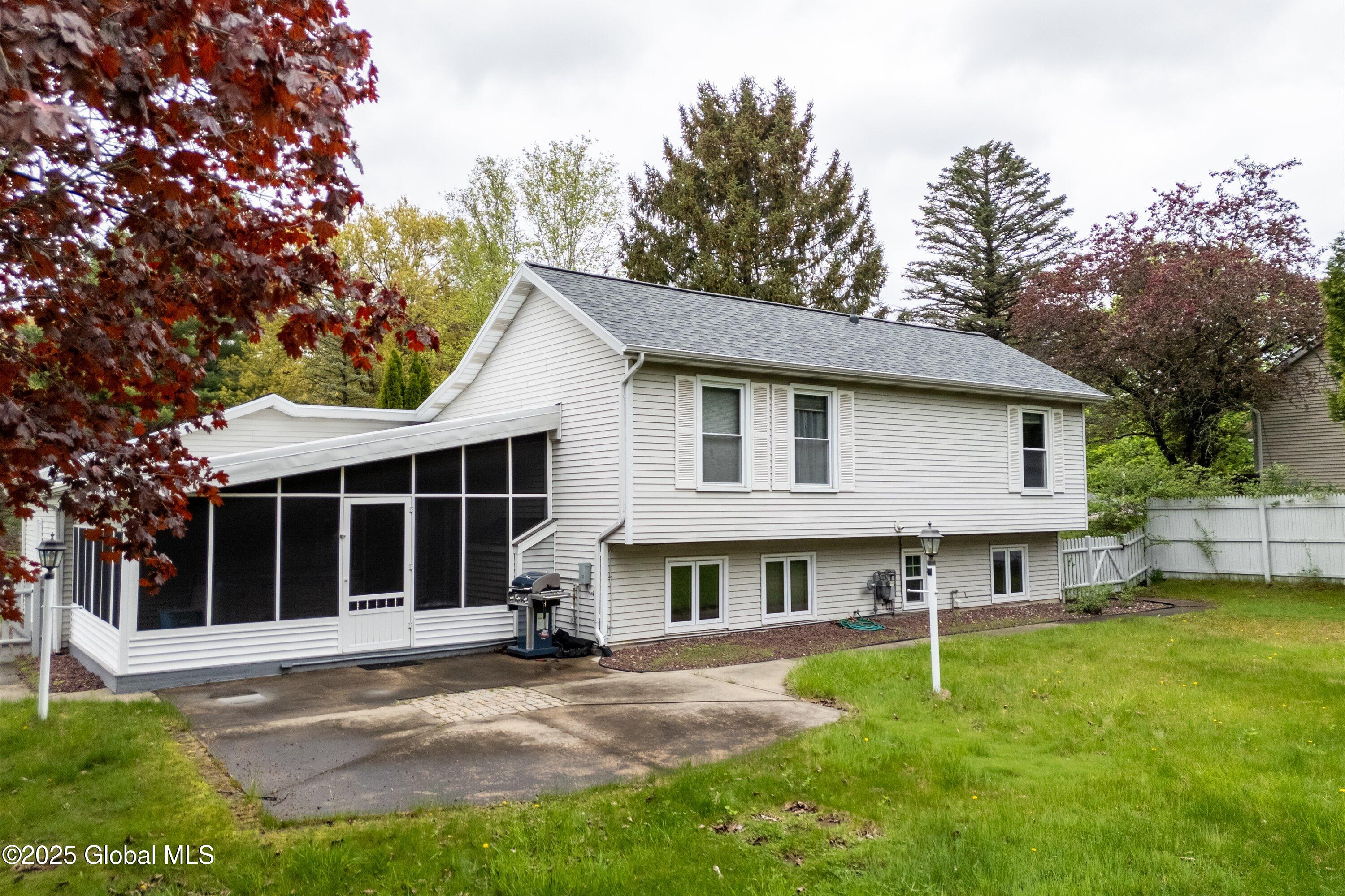 123 Southbury Road, Clifton Park, New York image 17