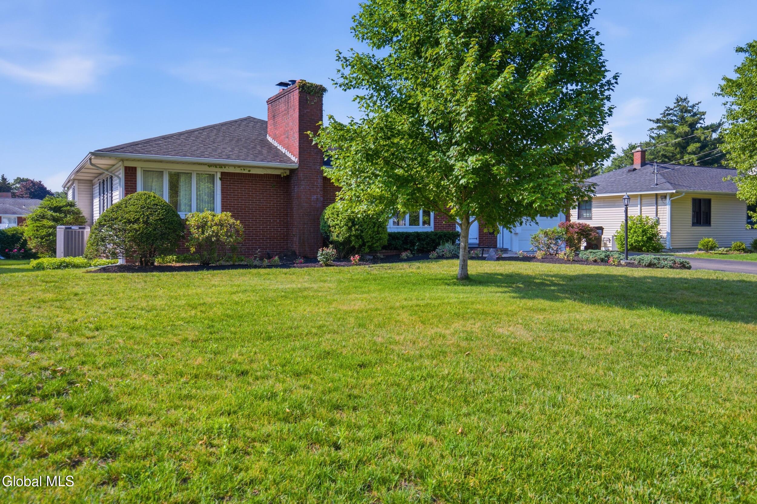 13 Marie Parkway