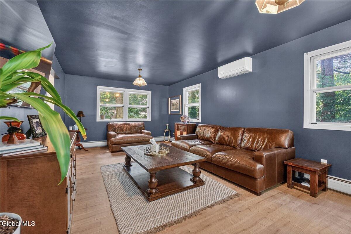 8 Cypress Pt