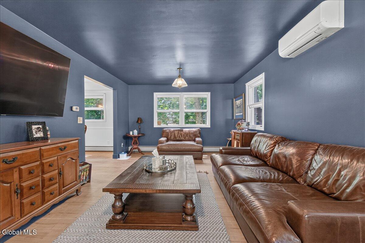 8 Cypress Pt