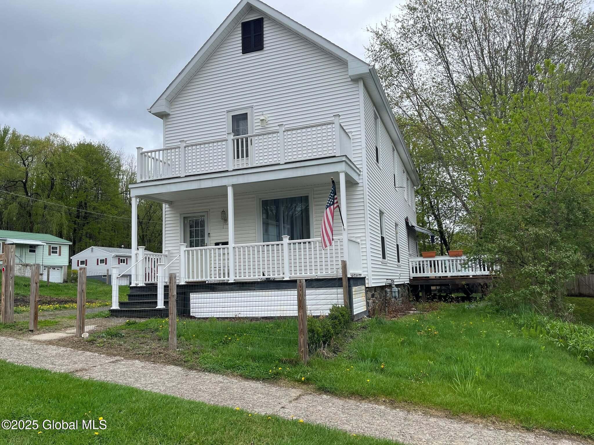 26 N Mcnab Avenue, Gloversville, New York image 1