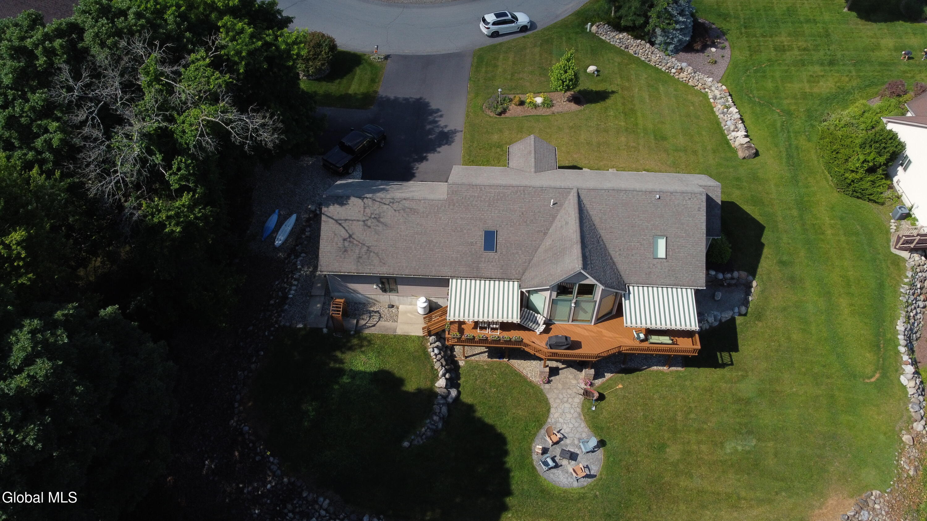 33 Maid Marion Way