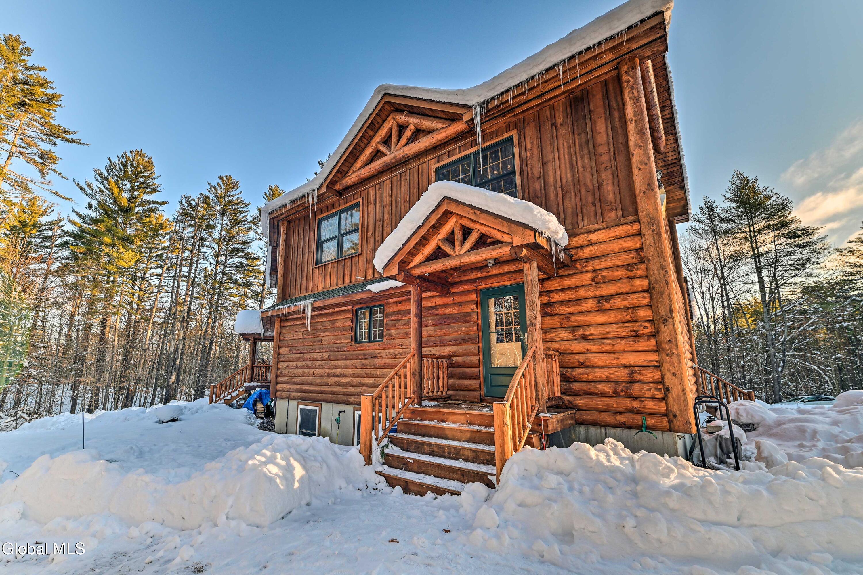 45A E Holcomb Street