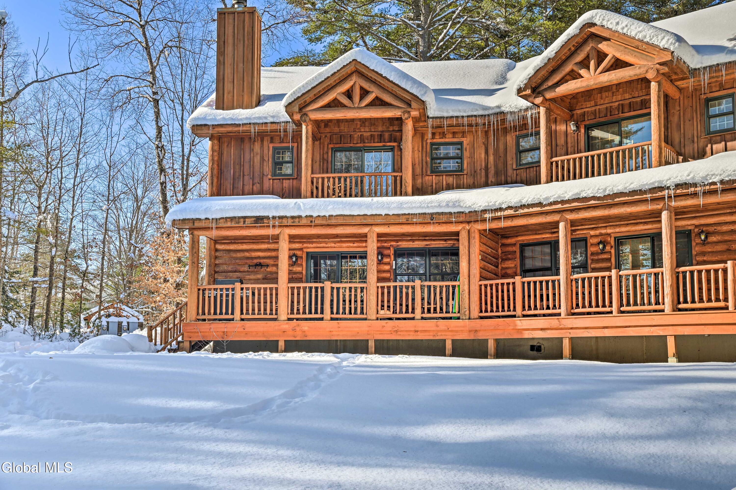 45A E Holcomb Street