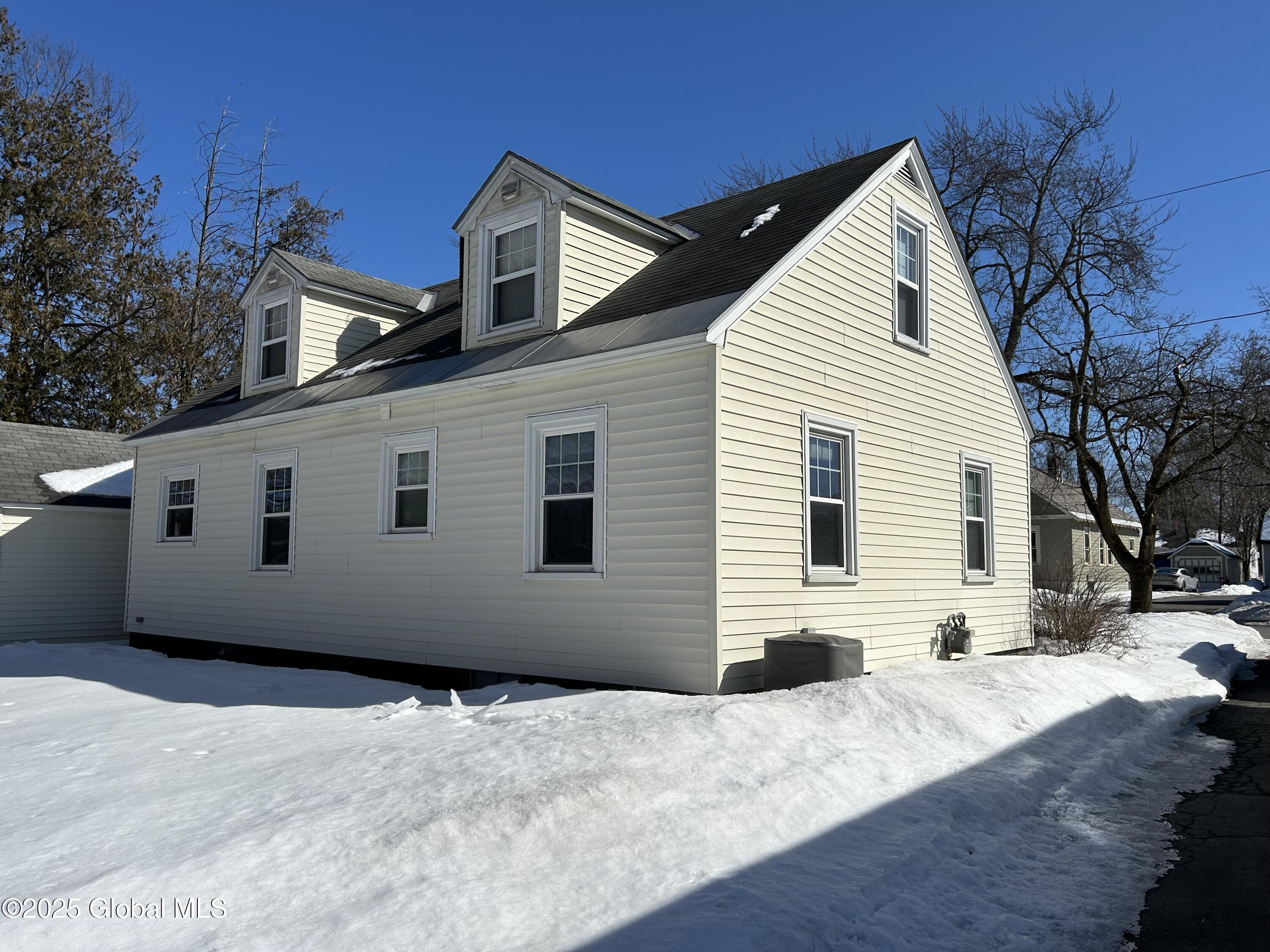 47 Jackson Avenue, South Glens Falls, New York image 6
