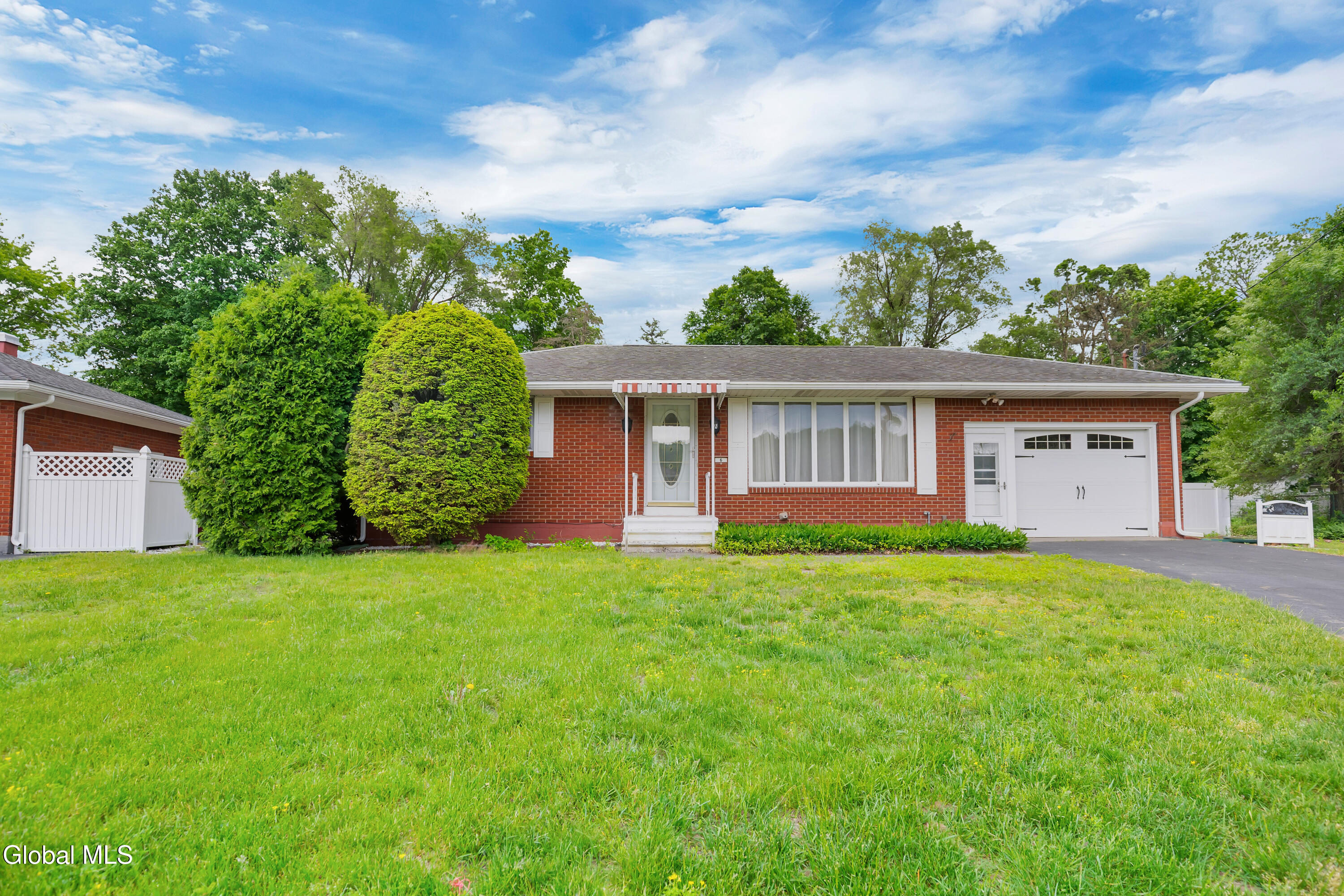 6 Deerwood Drive