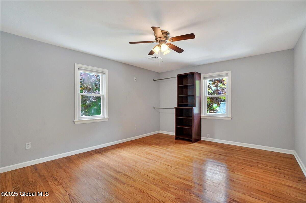 Rensselaer, New York 12144, United States, 3 Bedrooms Bedrooms, ,2 BathroomsBathrooms,Residential,Pending,130673